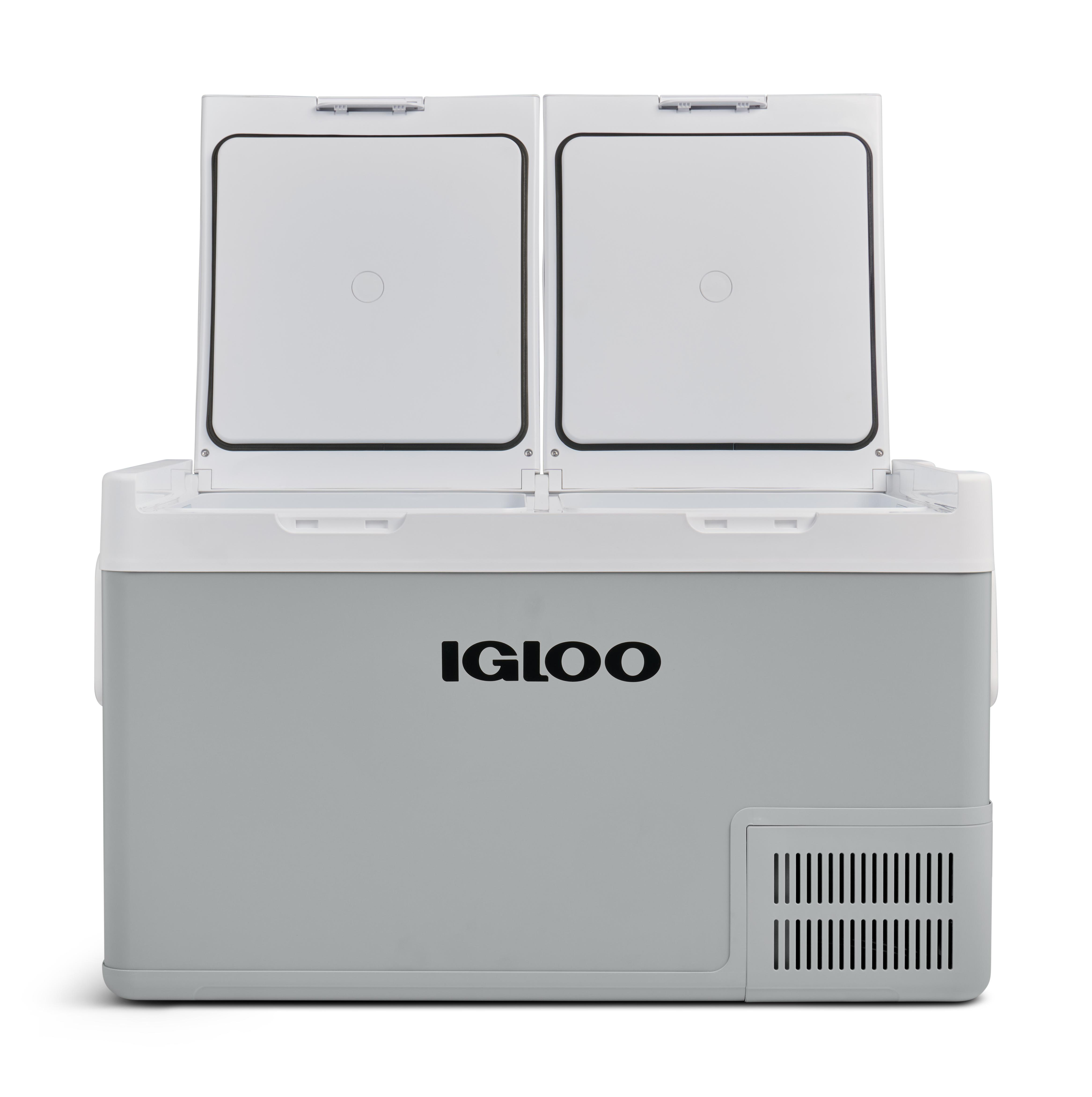 Grauer Kühlbox mit geöffneten weißen Deckeln und IGLOO Logo.