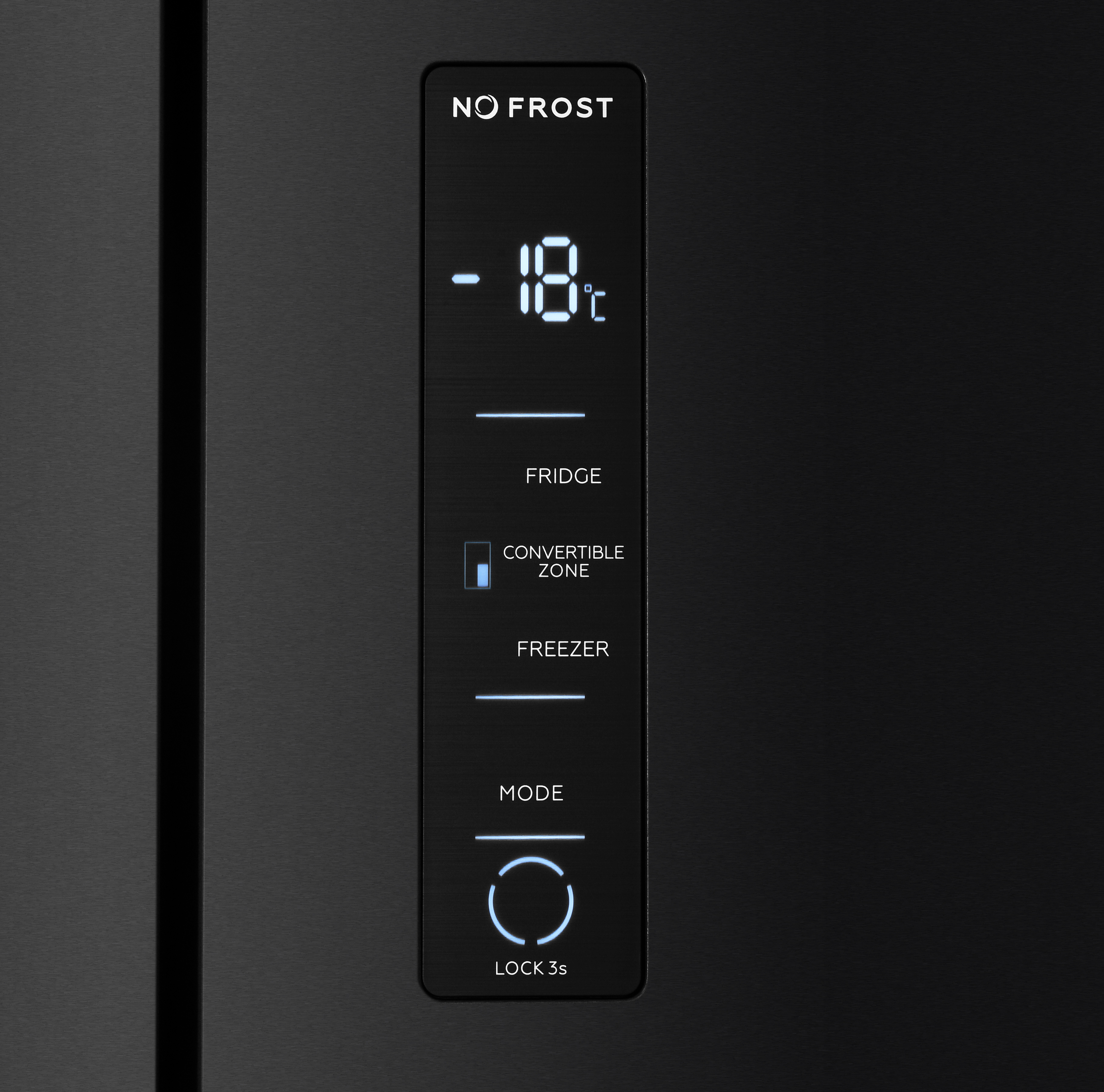 Kühlschrank-Bedienfeld mit "NO FROST" und Temperaturanzeige.