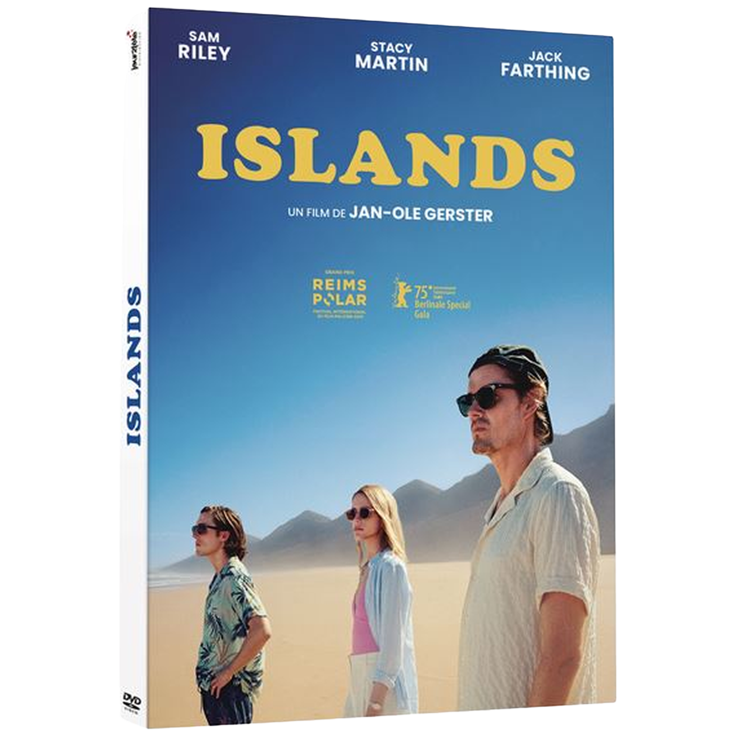 DVD-hoes met drie personen op een strand met bergen op de achtergrond. Titel: Islands.
