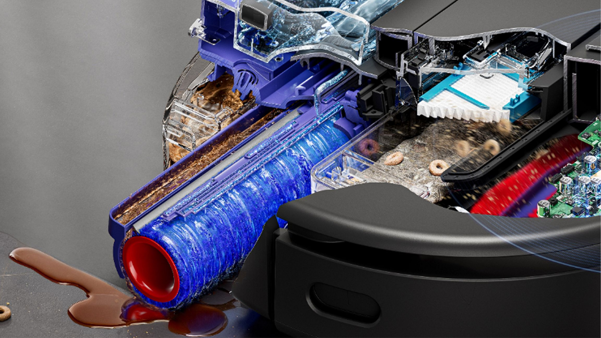L'intérieur d'un aspirateur robot montre brosses, filtre et débris.