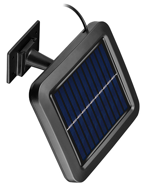 Czarny panel słoneczny z niebieskimi ogniwami i wspornikiem montażowym. Podłączony kabel.