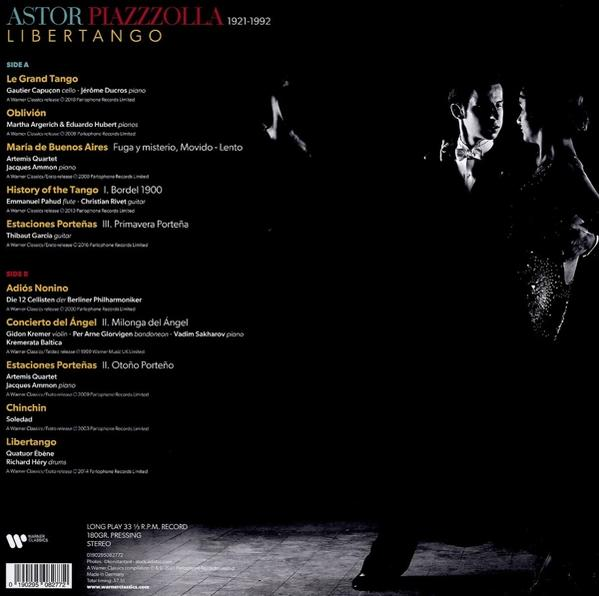 Astor Piazzolla fekete vinyl borító, elöl tangótáncos sziluettjével.
