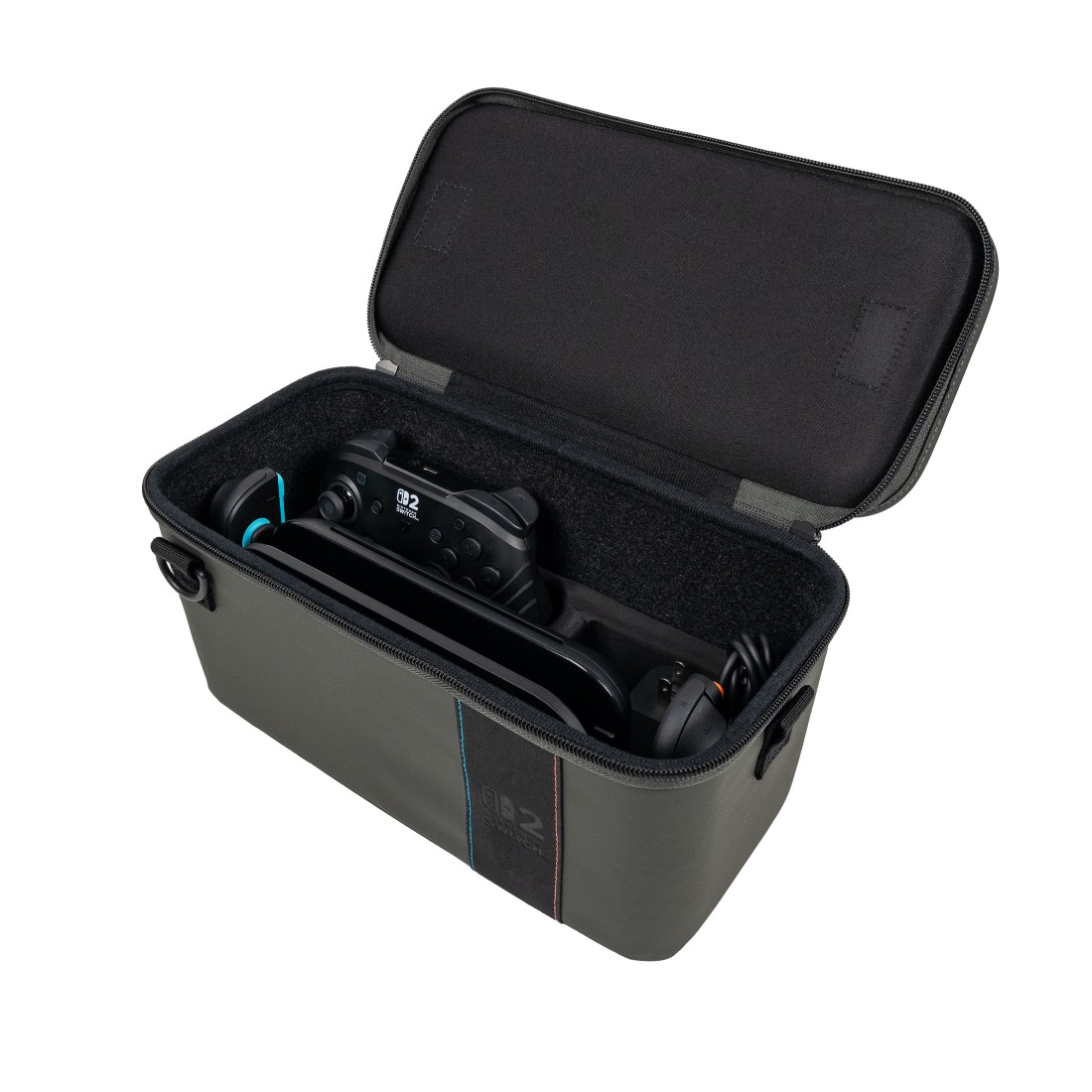 Ein grauer Koffer mit offenem Deckel, darin ein Nintendo Switch und Zubehör.