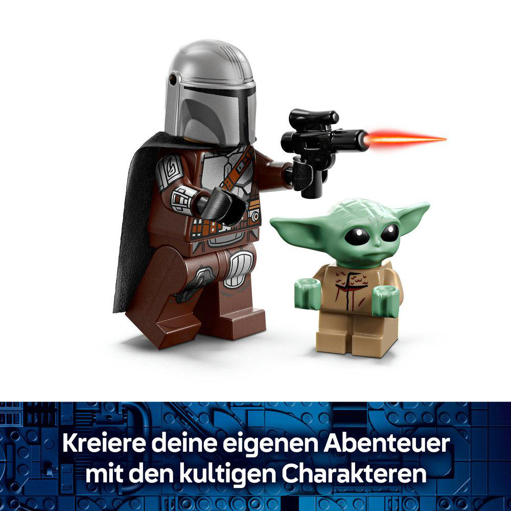 Lego-Figur des Mandalorianers mit Blaster und Baby Yoda auf weißem Hintergrund.