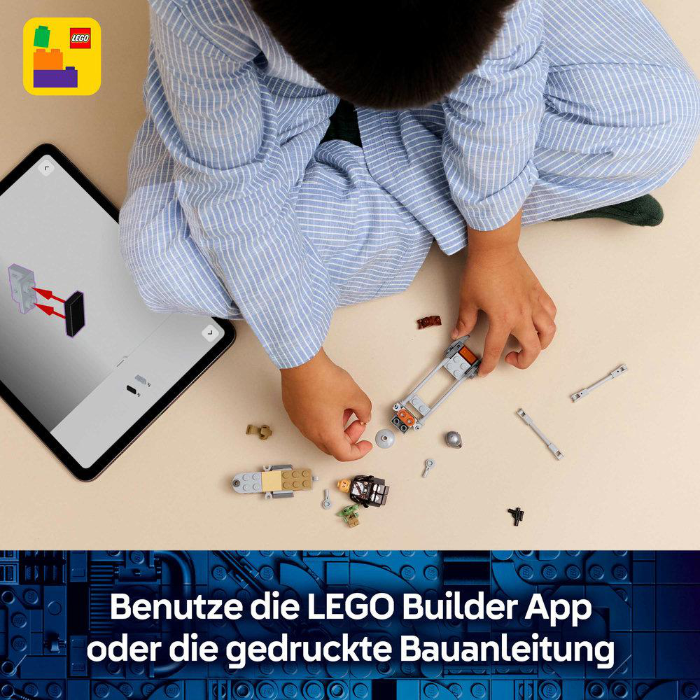 Kind baut mit LEGO; Tablet zeigt Bauanleitung. LEGO Logo oben links.