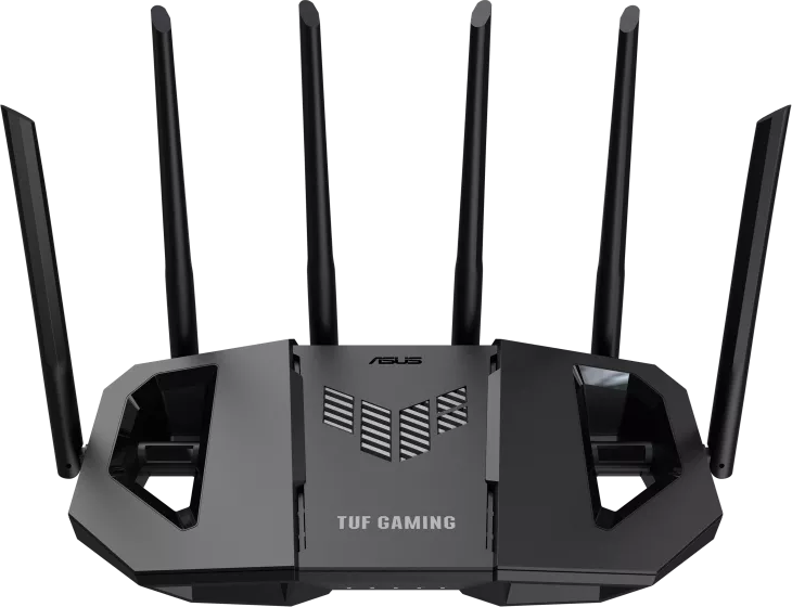 Un router Asus TUF Gaming nero con sei antenne su sfondo nero.