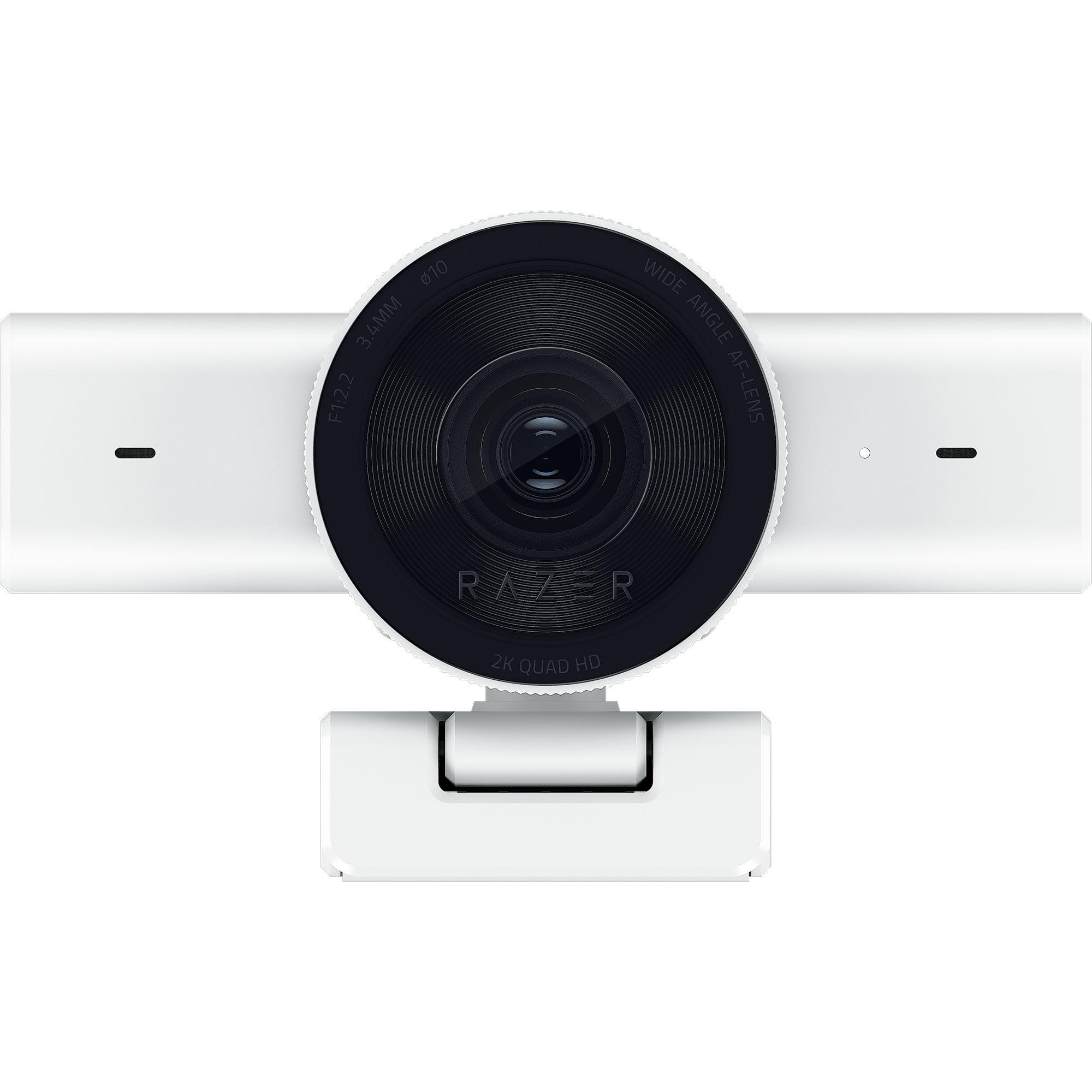 Eine weiße Razer Webcam mit breitem Objektiv und 2K Quad HD Auflösung.
