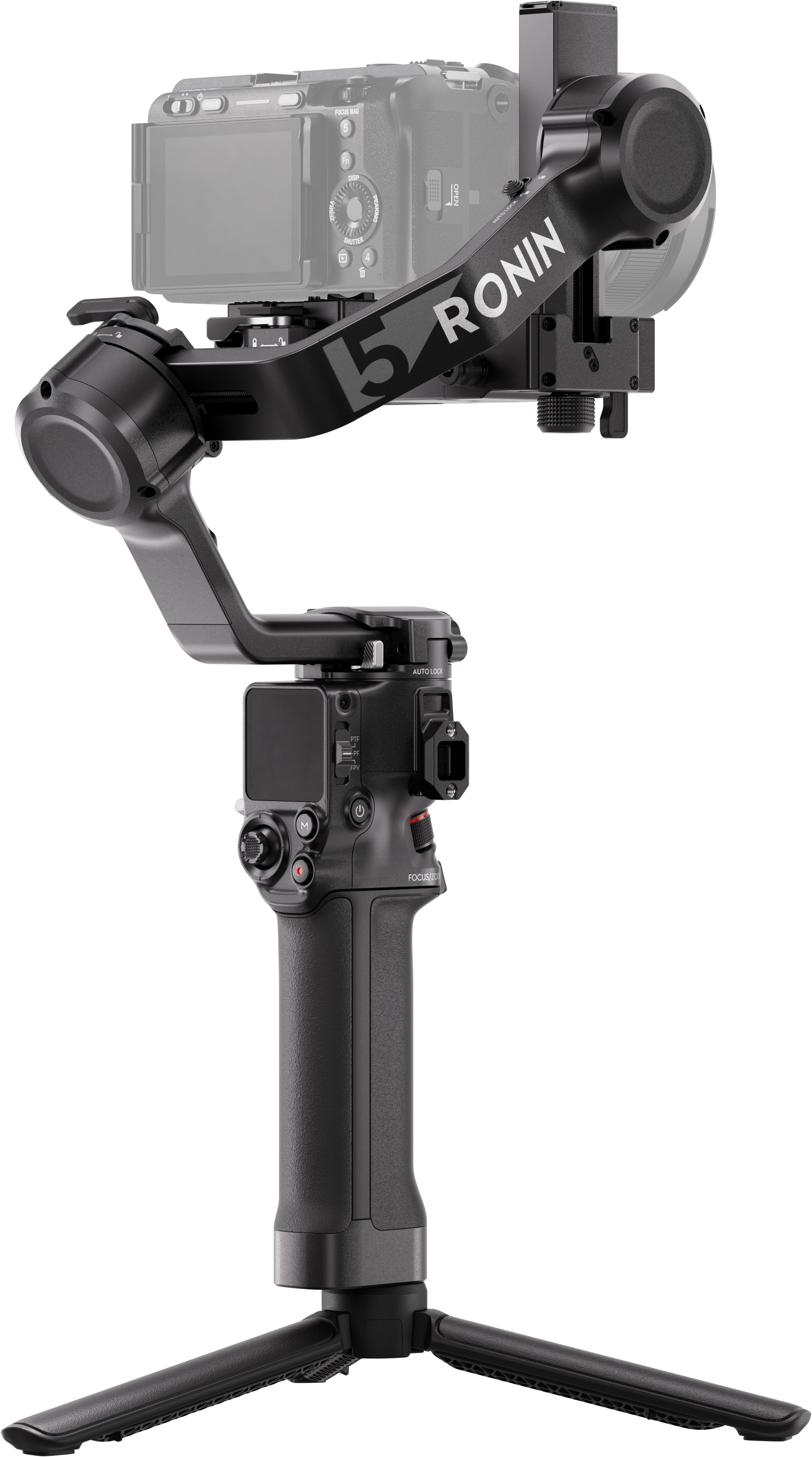 Ronin logolu siyah kamera gimbalı, tripod üzerine monte edilmiş kamera.