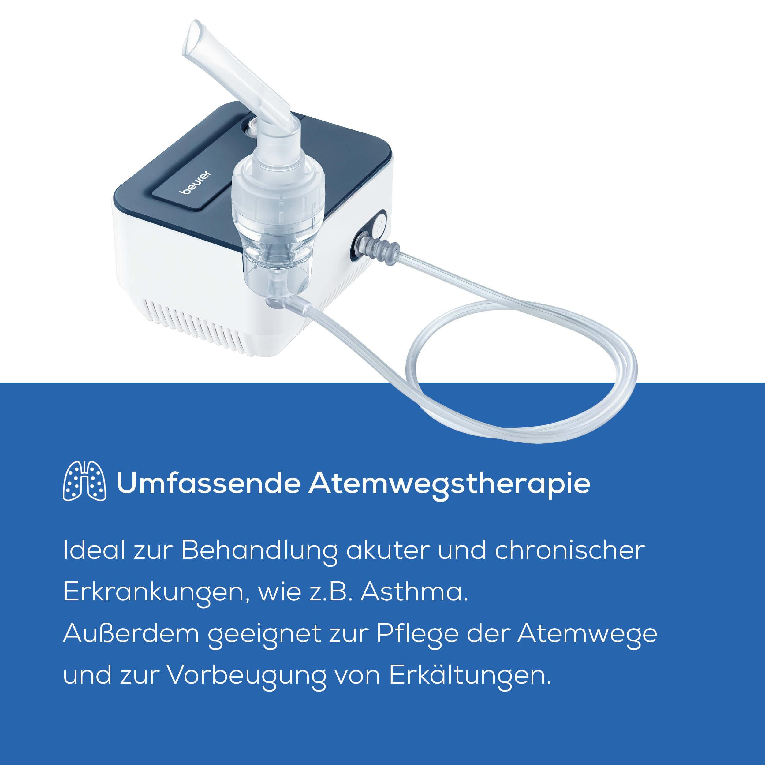 Ein weißer und blauer Vernebler mit Schlauch und Mundstück auf weißem Hintergrund.