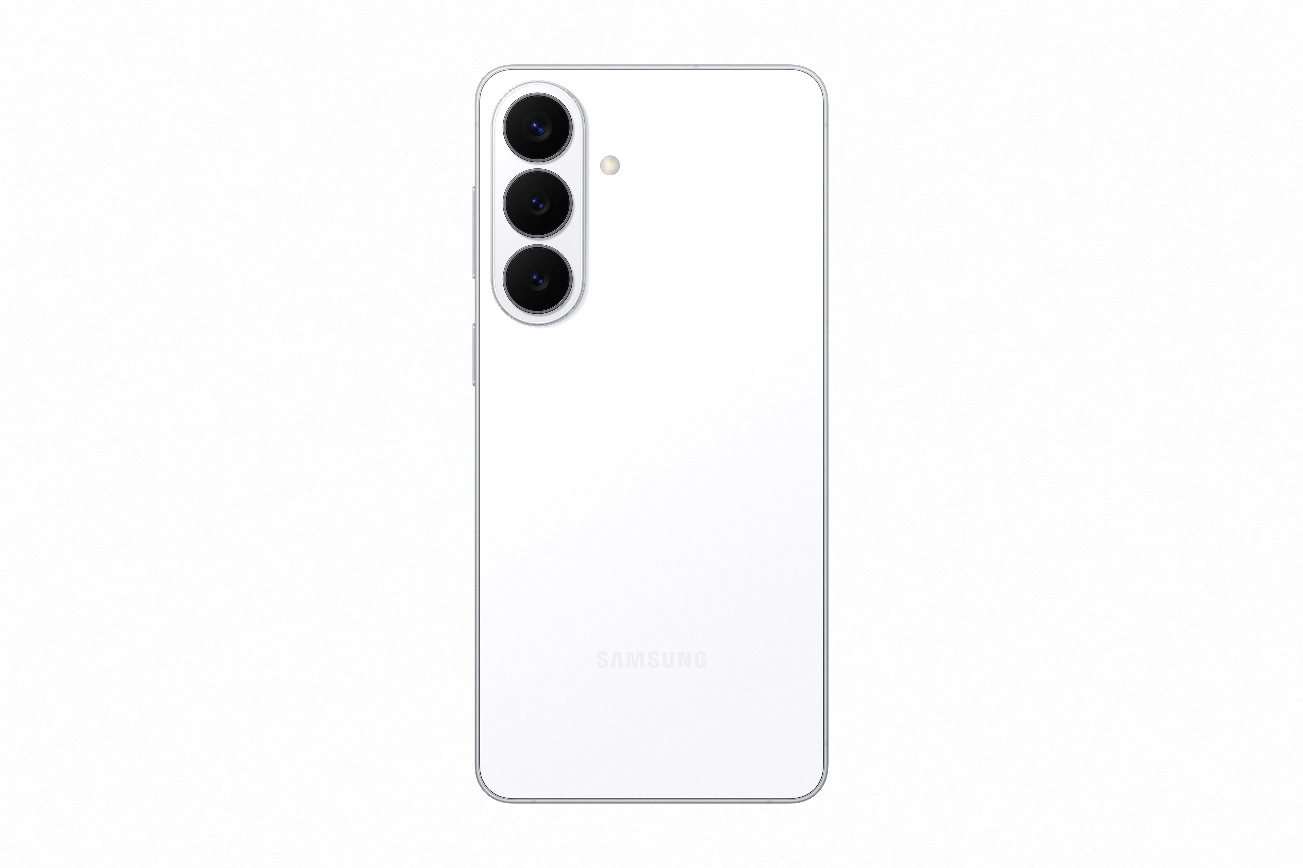 Das weiße Samsung Smartphone hat drei Kameras und einen Blitz.