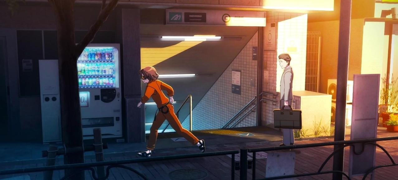 Anime-Szene einer Figur in Orange, die an einem U-Bahn-Eingang vorbeiläuft, wo ein Mann im Anzug steht, alles in warmes Licht getaucht.