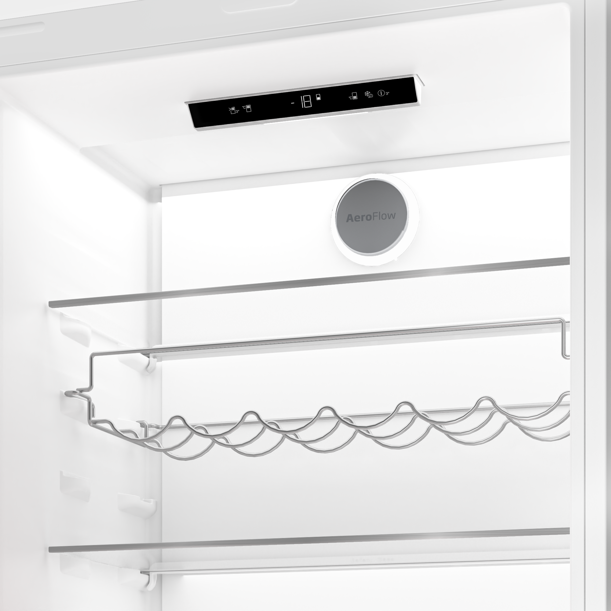 Wnętrze lodówki z cyfrowymi wyświetlaczami i półką na butelki.