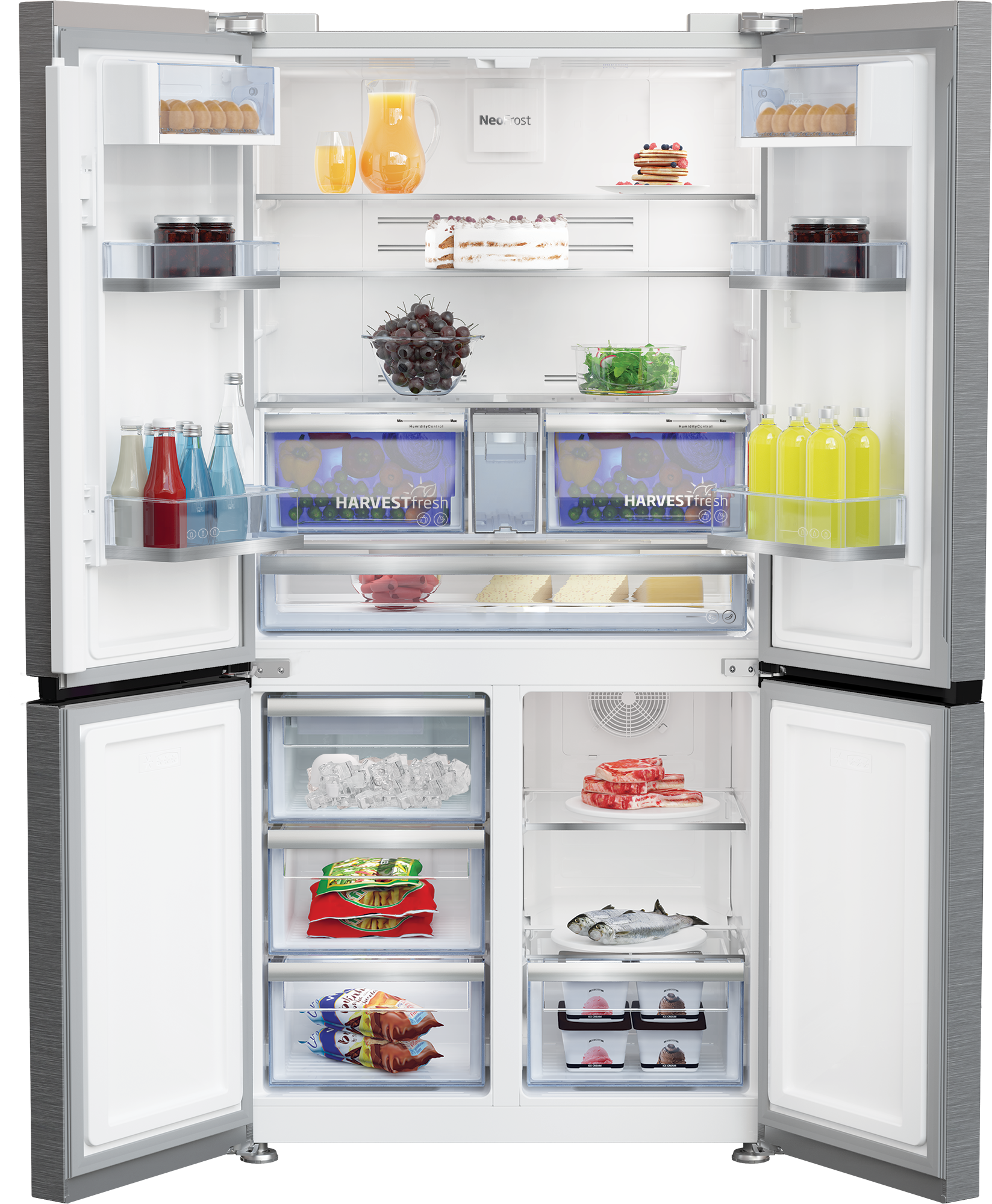 Otwarta lodówka z jedzeniem: jajka, sok, ciasto, jagody, winogrona, sałatka, napoje, lód, mięso, ryby, lody.