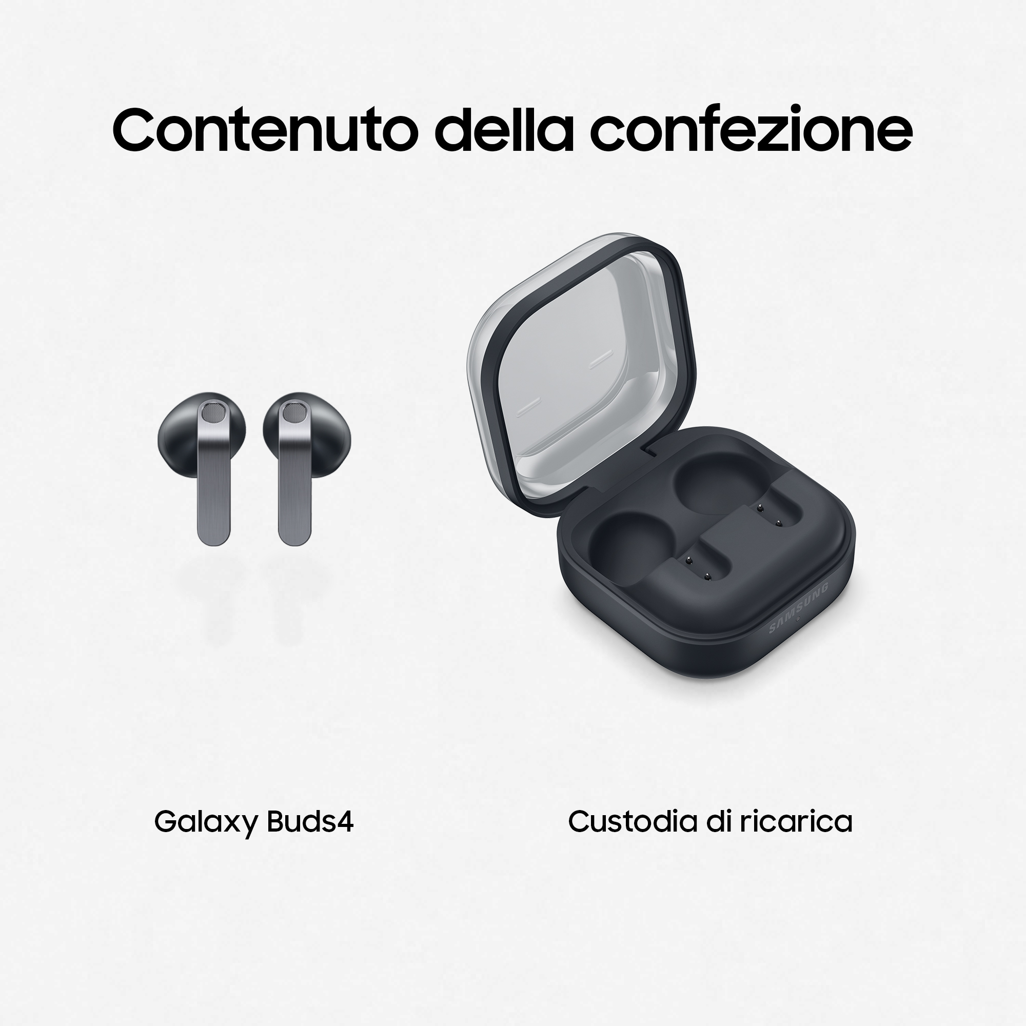 Due Galaxy Buds4 grigi e una custodia di ricarica aperta su sfondo bianco.