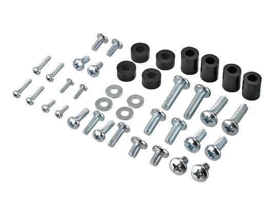 Wiele śrub, podkładek i czarnych przekładek na białym tle.