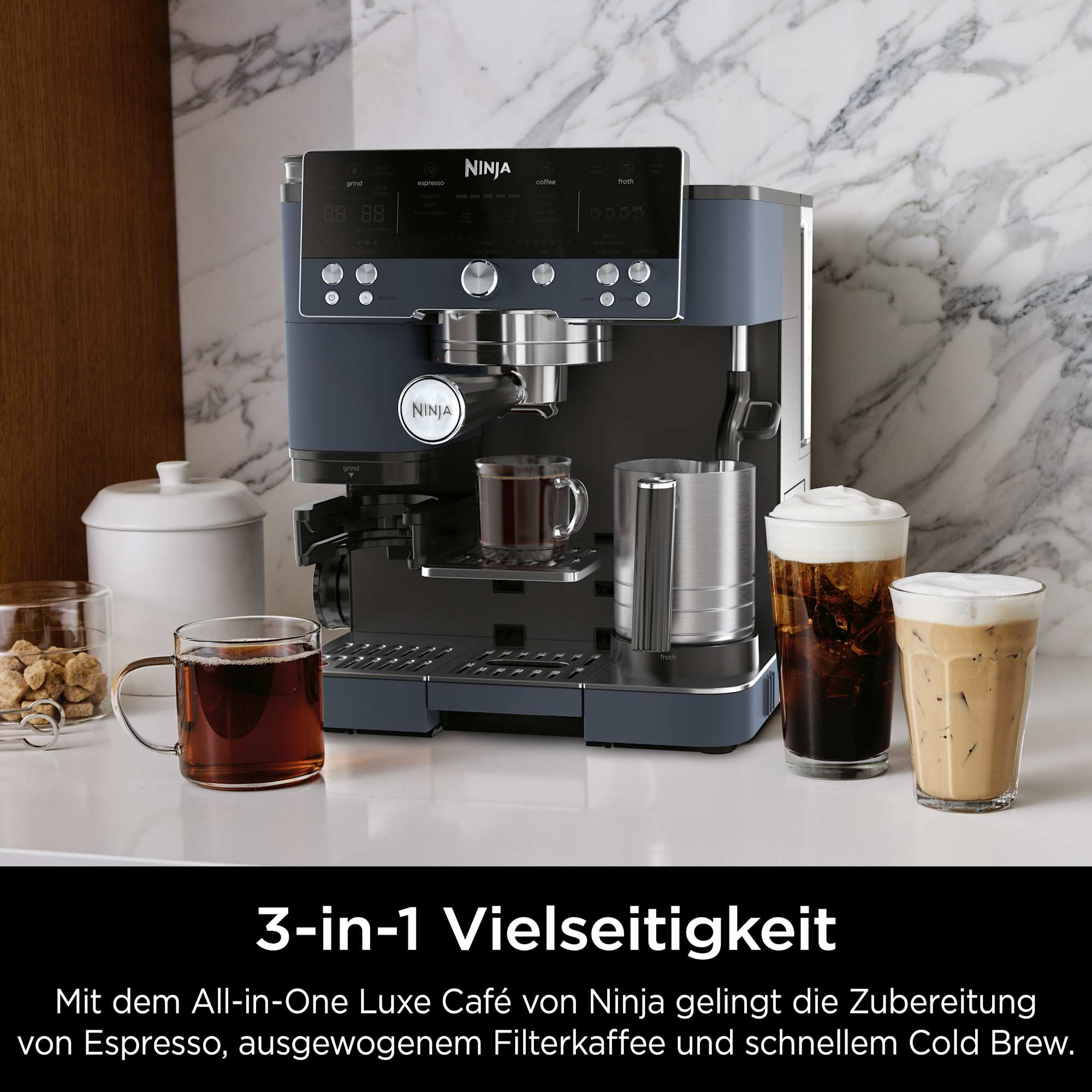 Una macchina da caffè Ninja con tre bevande: Espresso, caffè filtro e Cold Brew.