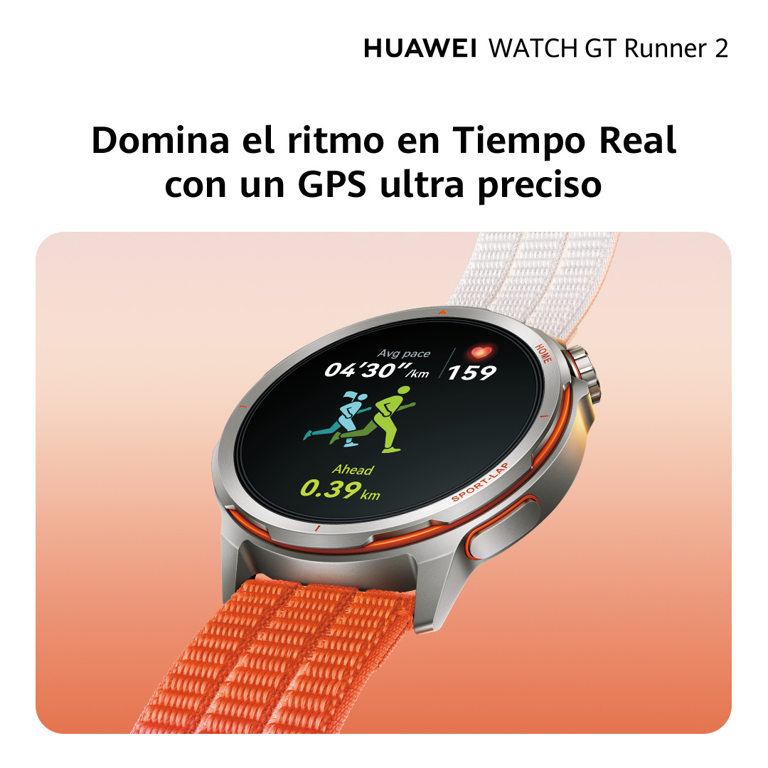 Un reloj inteligente plateado con correa naranja muestra datos de carrera.