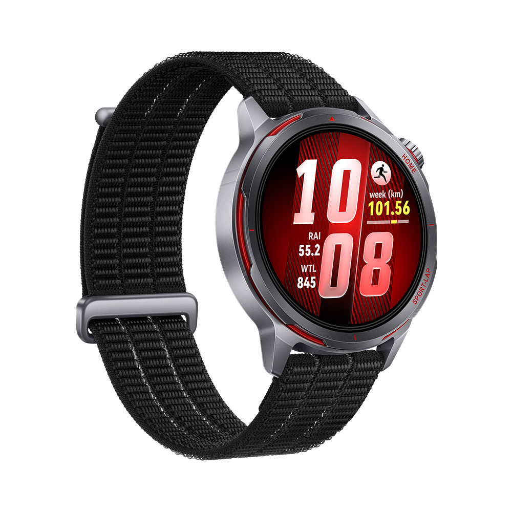 Reloj inteligente gris con correa de tela negra y pantalla roja con datos deportivos.