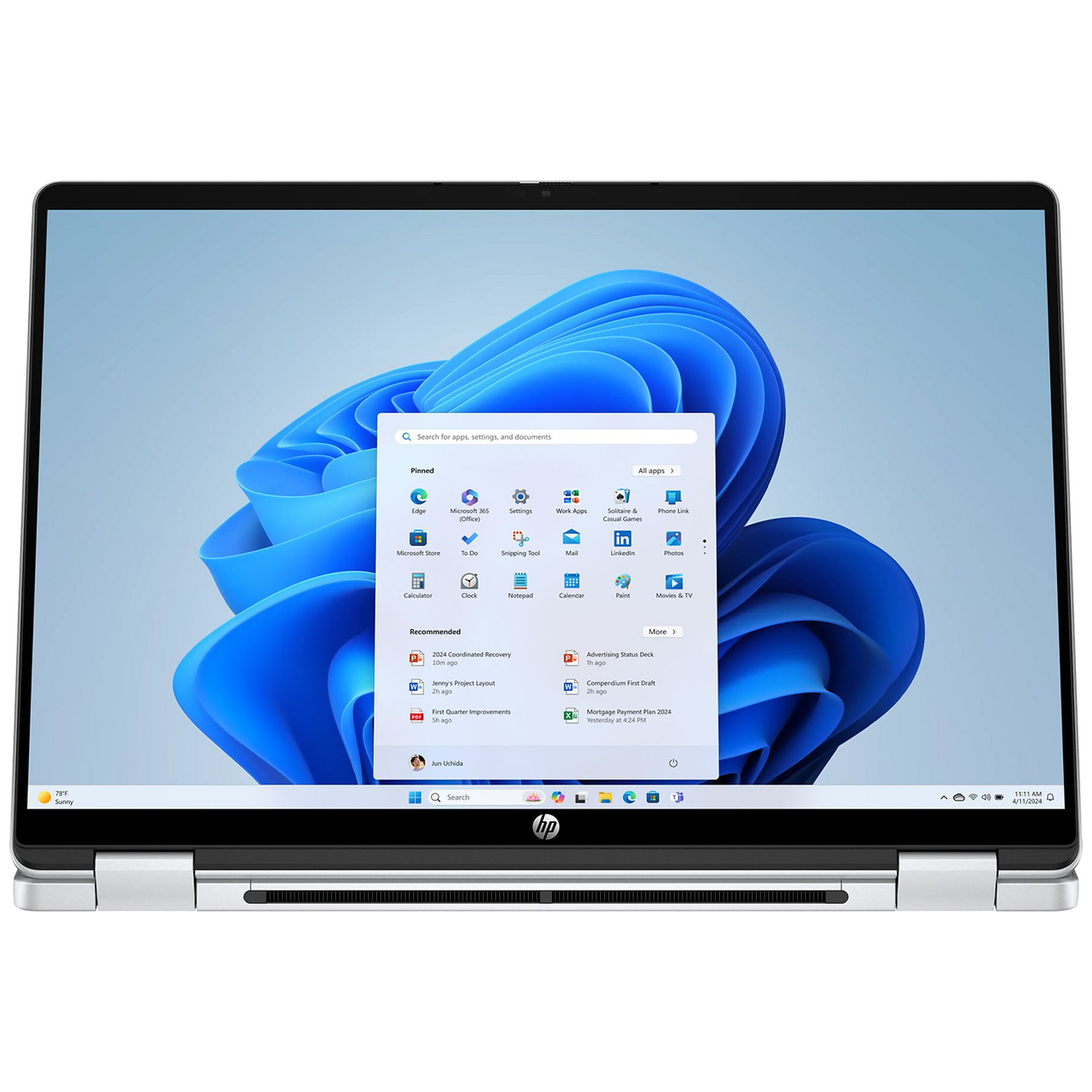 Een laptop met het Windows 11 startmenu, met vastgezette en aanbevolen apps.