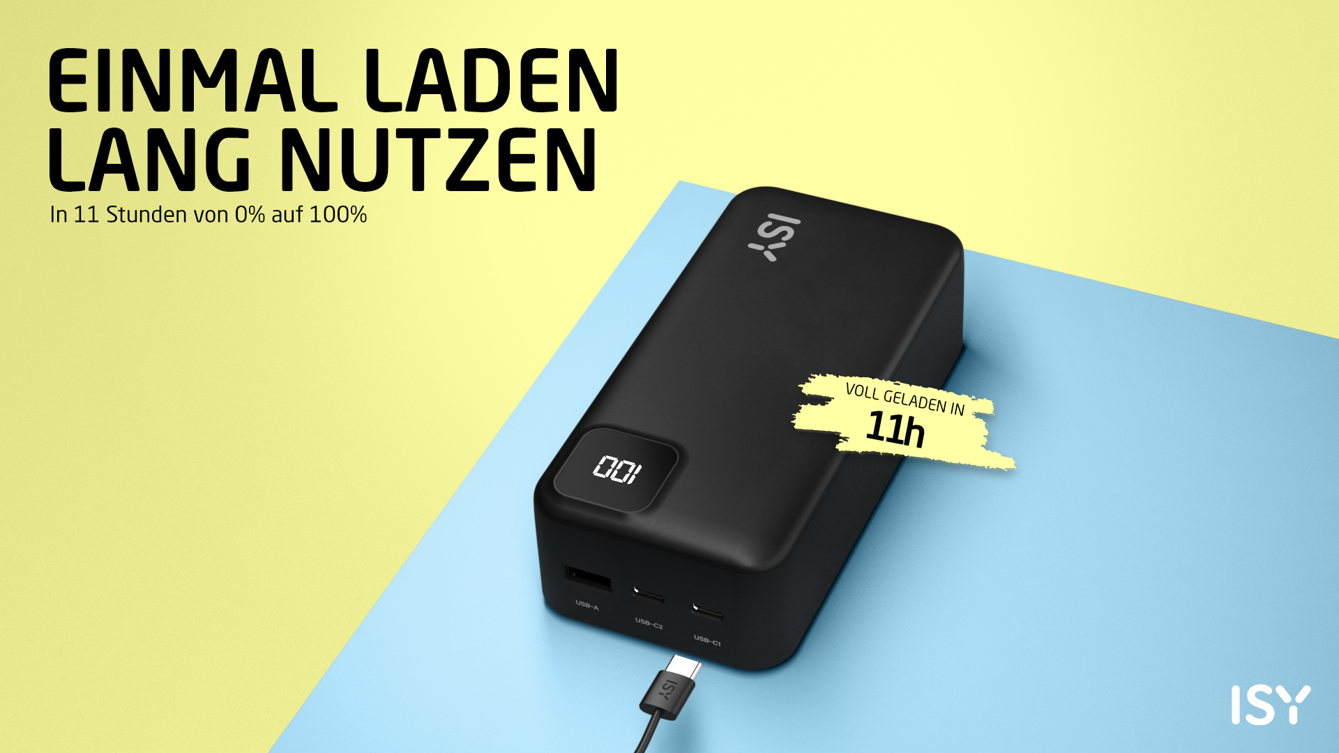 Schwarzes ISY Powerbank mit Display zeigt 100%. Ladezeit 11h.