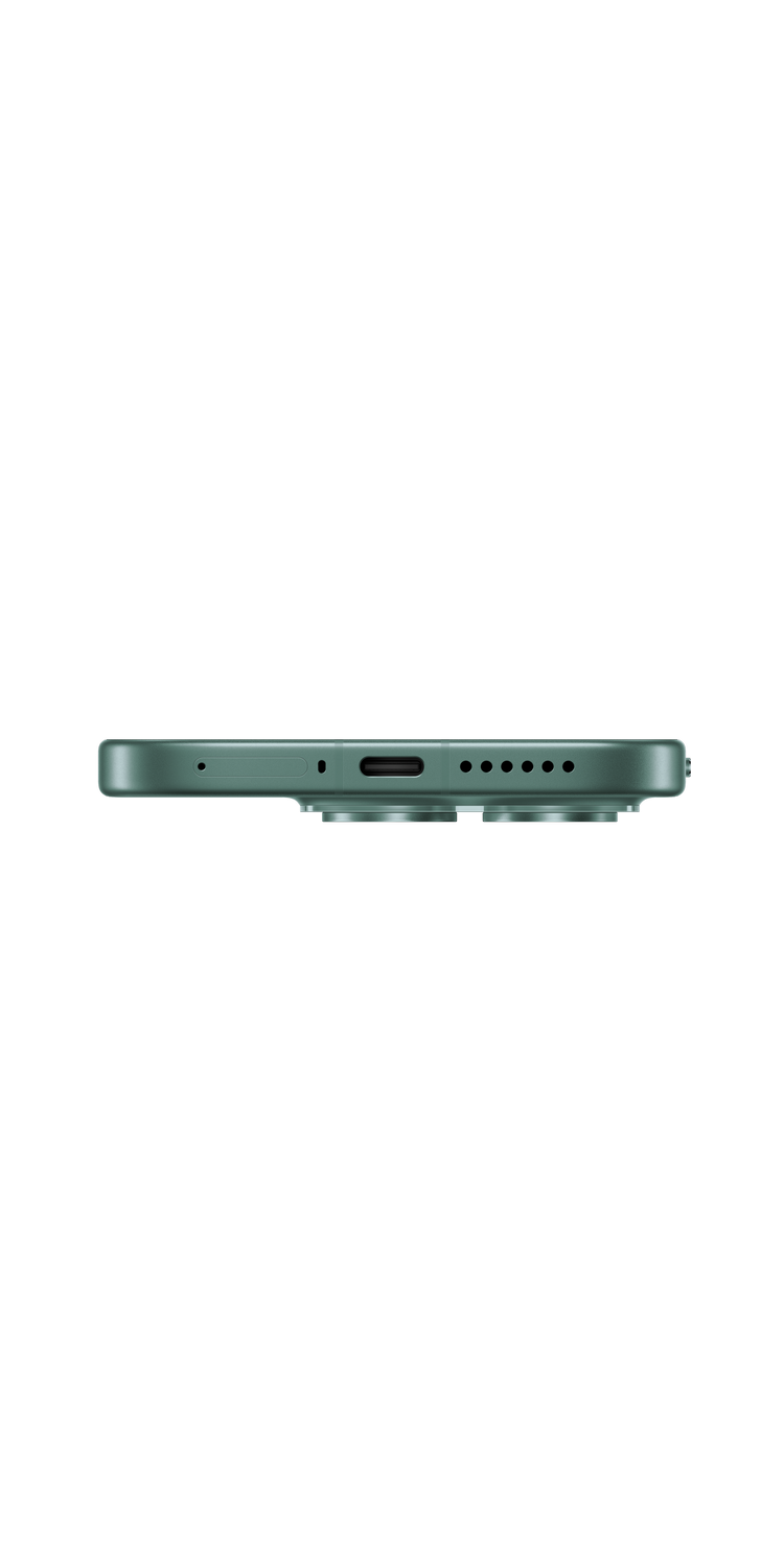 Detalle de smartphone verde: puerto USB-C, rejilla de altavoz y lentes.