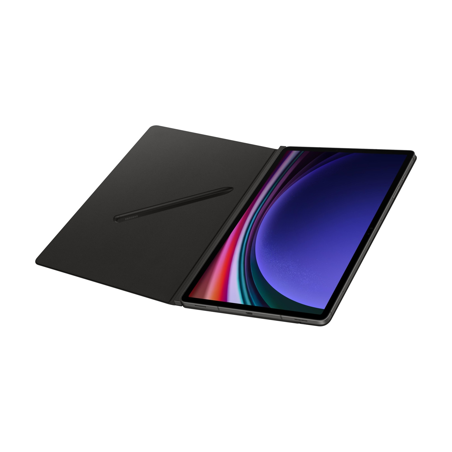 Un tablet nero con pennino e cover aperta, su sfondo bianco.