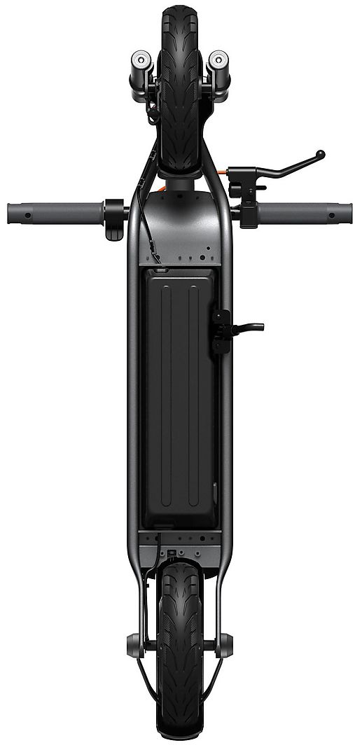 Vue de dessus d'un scooter électrique noir avec une large plateforme et deux roues.