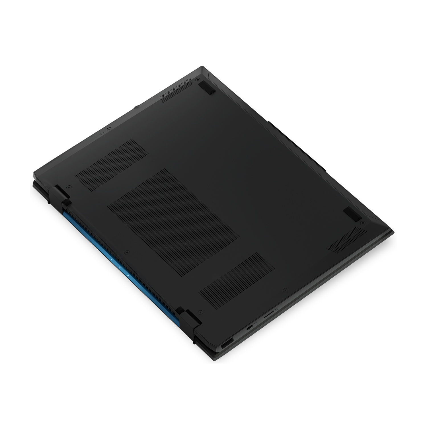 Laptop nero chiuso dal basso, con prese d'aria e bordo blu.