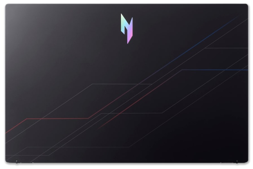 Fekete laptop fedél prizmatikus logóval és piros/kék vonalakkal.