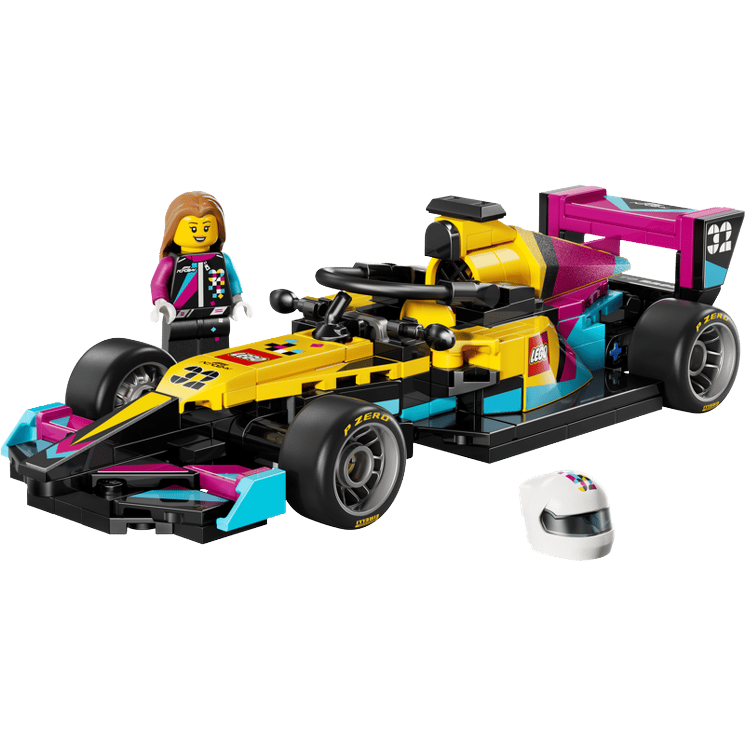 Une voiture de course Lego jaune, bleue et rose avec une figurine et un casque.