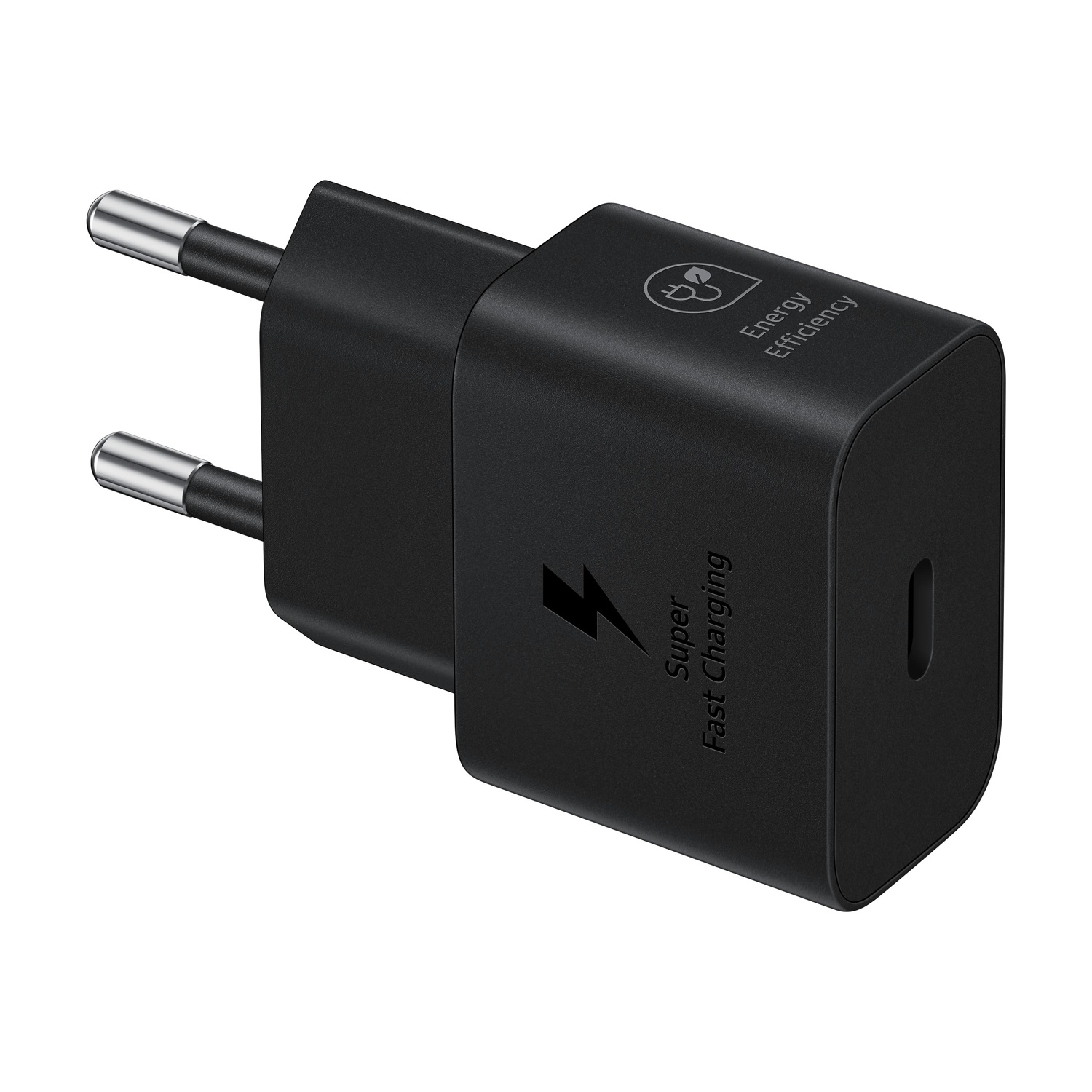 Spina di ricarica nera con "Super Fast Charging" e icona di efficienza energetica.
