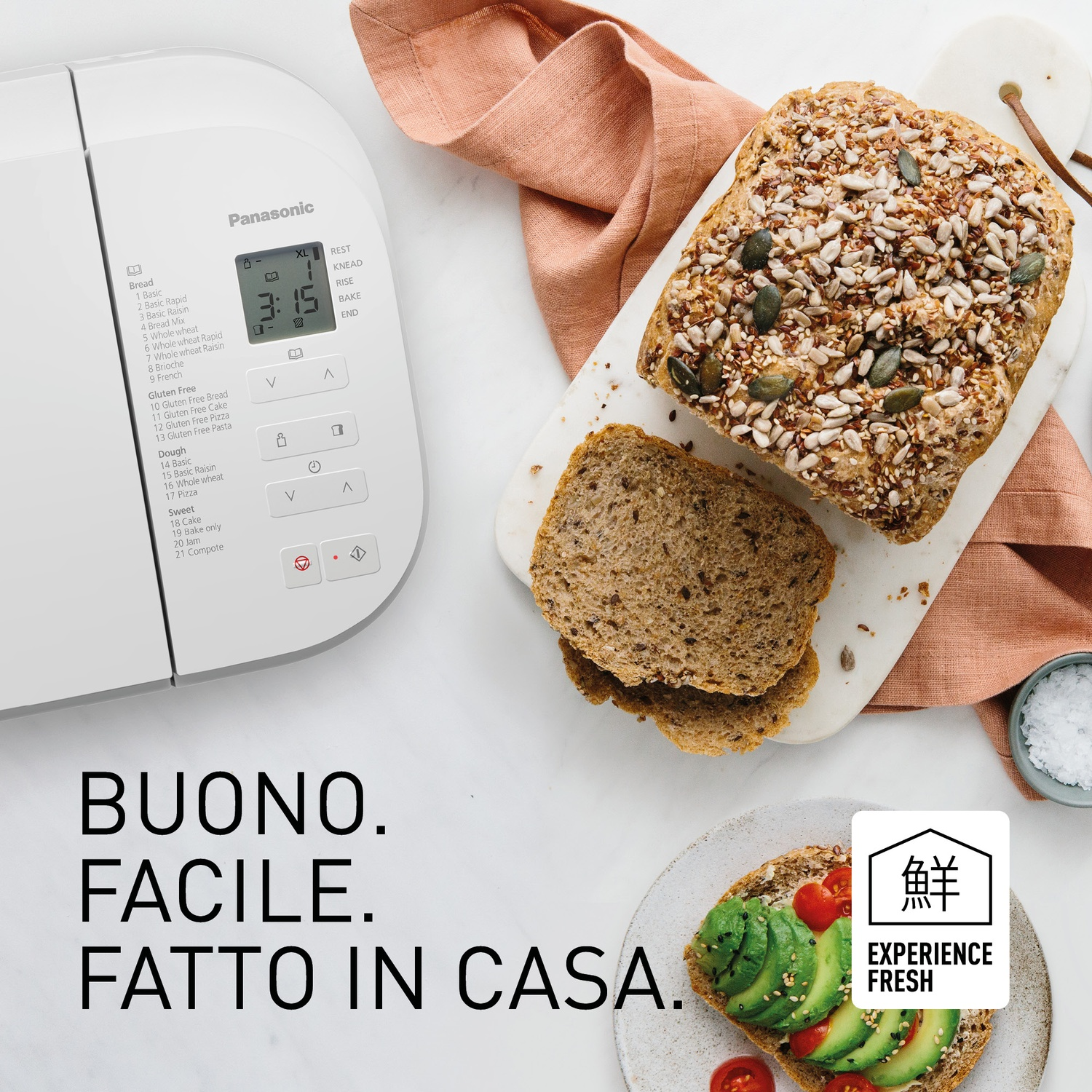Macchina per il pane Panasonic con pane, toast e logo giapponese.