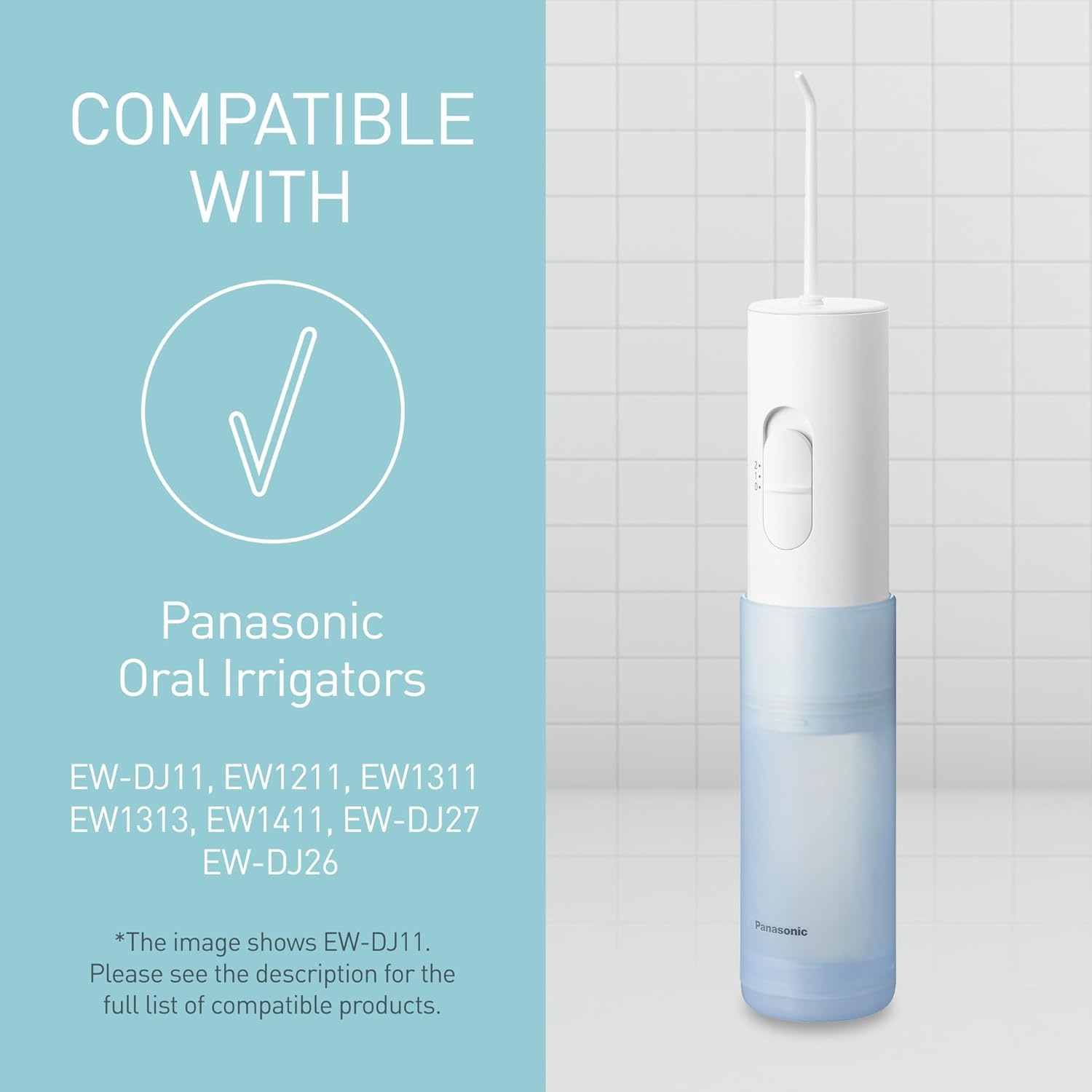 Irrigatore orale Panasonic bianco con serbatoio blu su sfondo piastrellato.