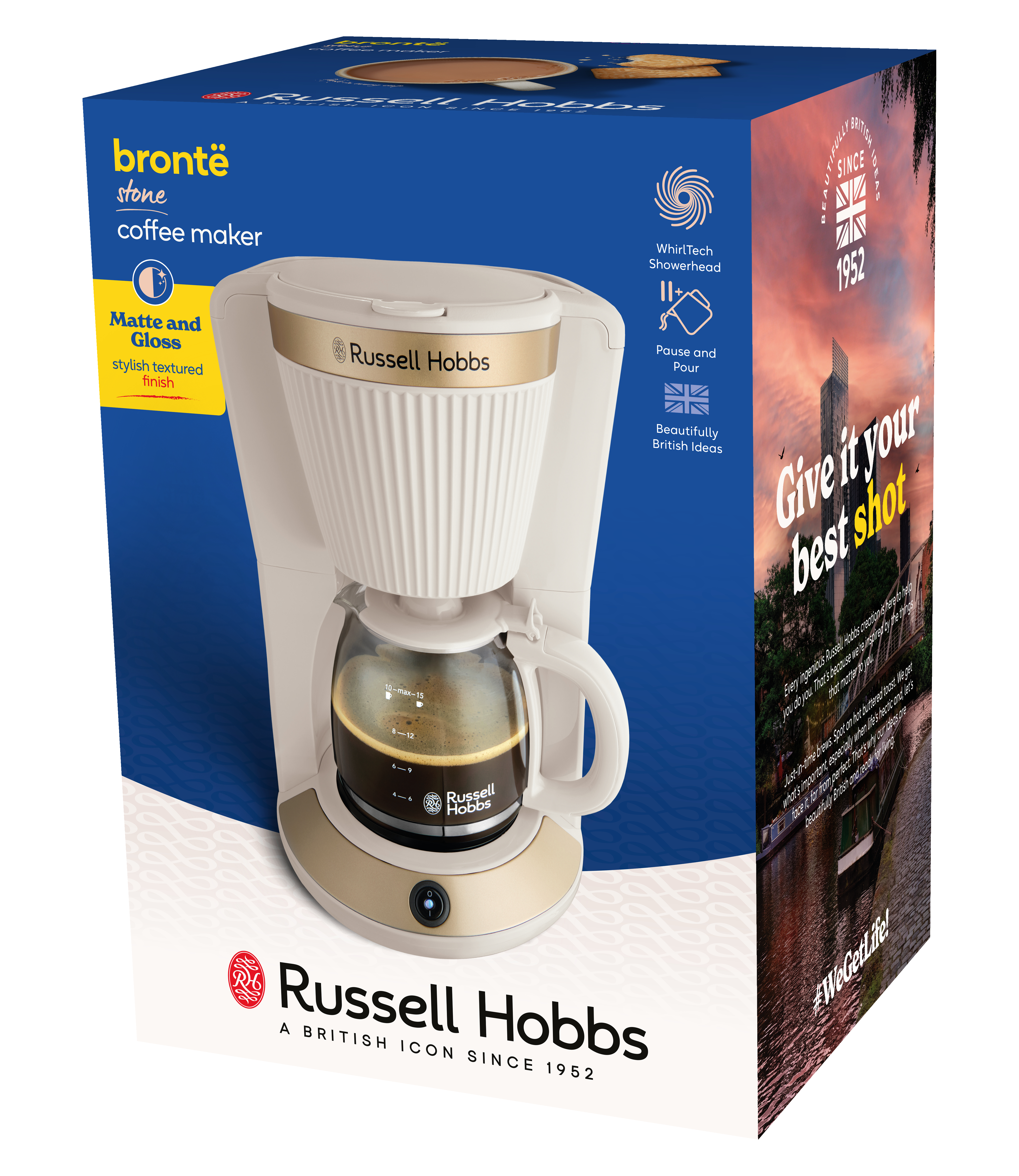 Ein weißer und goldener Russell Hobbs Kaffeemaschine mit Glas-Karaffe voller Kaffee.