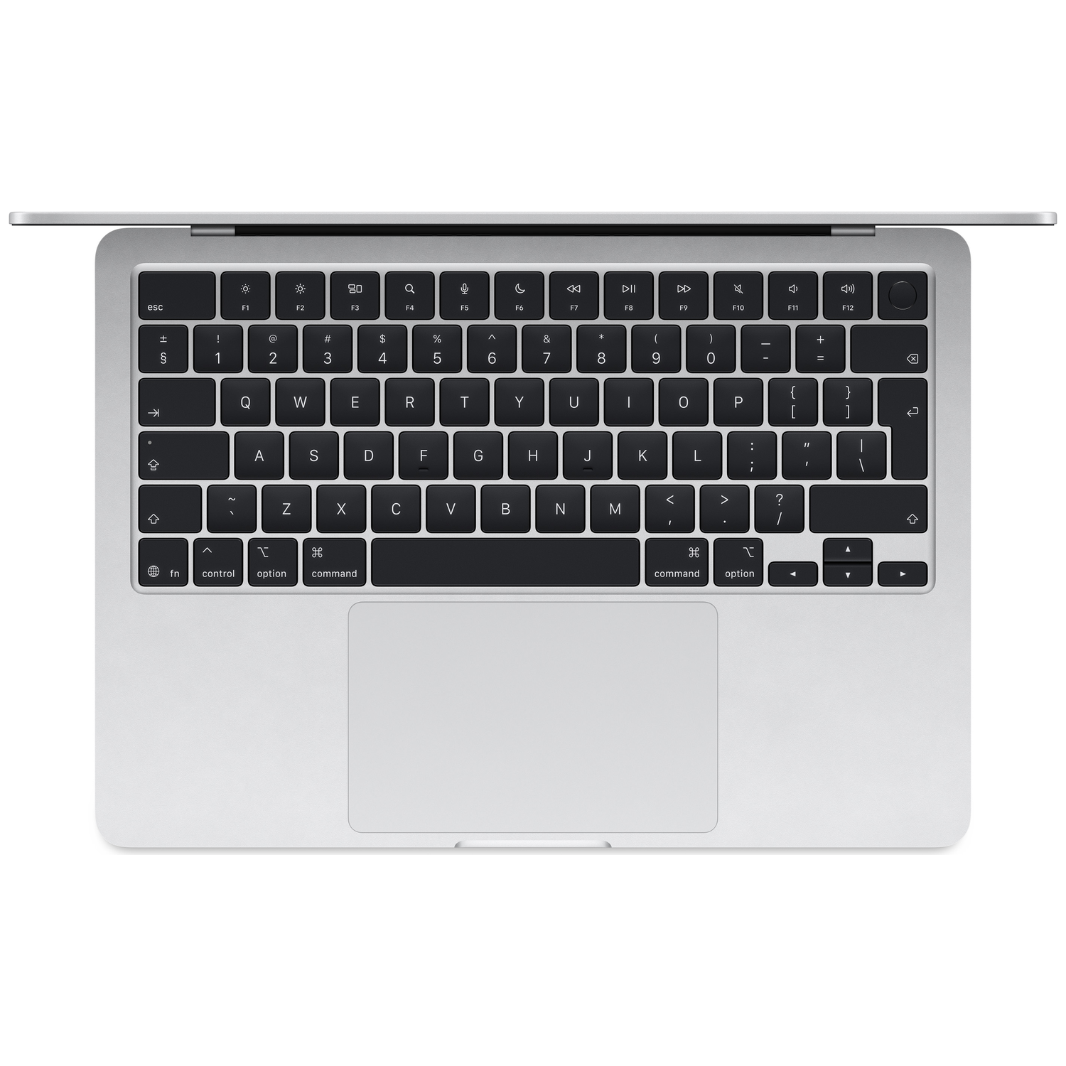 Gros plan du clavier d'un ordinateur portable argenté avec des touches noires.