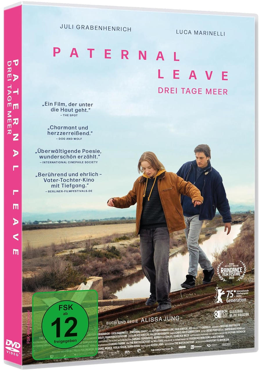 DVD-Cover: Ein Paar geht auf Bahngleisen, umgeben von Ödland. Titel: Paternal Leave.