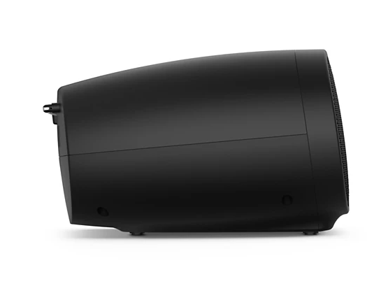 Czarny głośnik widziany z boku z kratką i złączami.