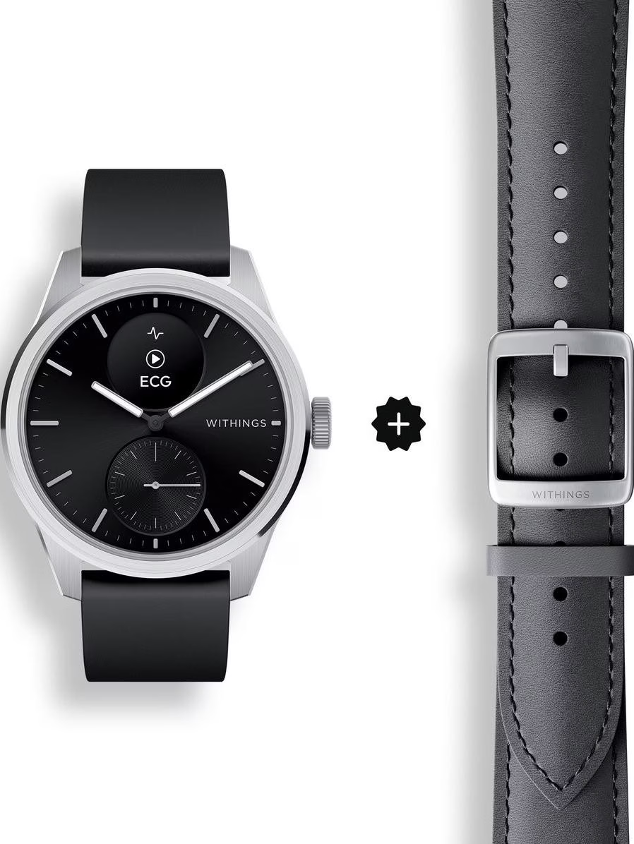 Une montre argentée à cadran et bracelet noirs, à côté d'un bracelet en cuir gris.