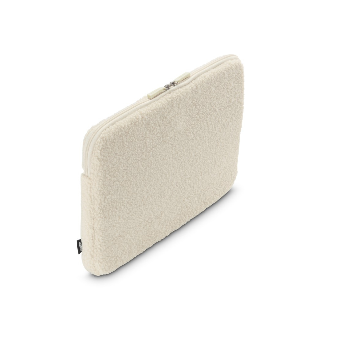 Ein cremefarbener Teddy-Stoff-Laptop-Sleeve mit Reißverschluss.