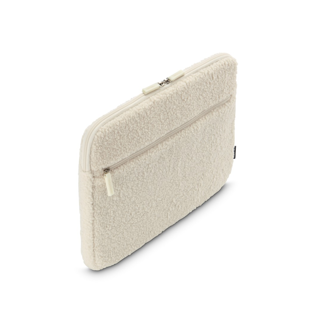 Cremefarbene Teddy-Laptoptasche mit Reißverschluss. Schräg von vorne aufgenommen.
