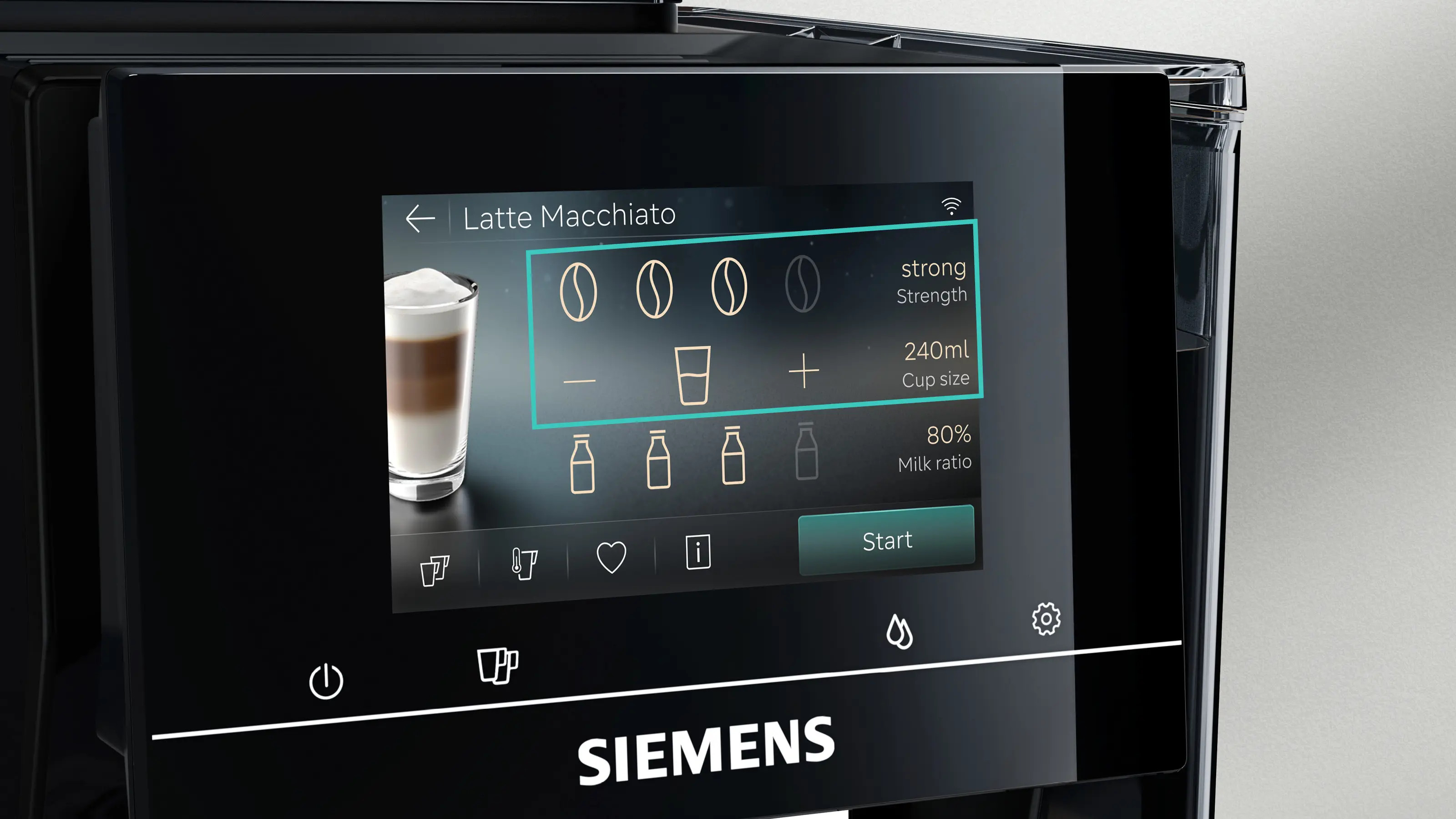 Ekspres Siemens pokazuje ustawienia Latte Macchiato: moc, rozmiar 240ml, 80% mleka.
