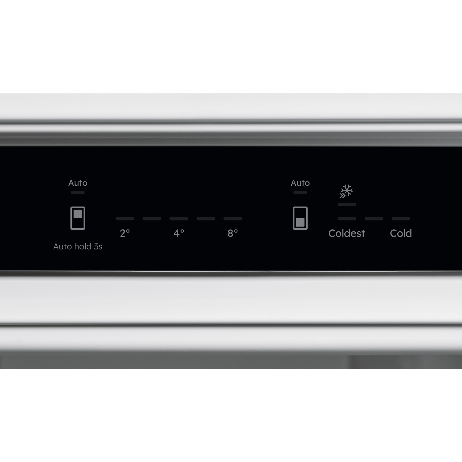 Display digitale di un frigorifero con impostazioni di temperatura e icone.