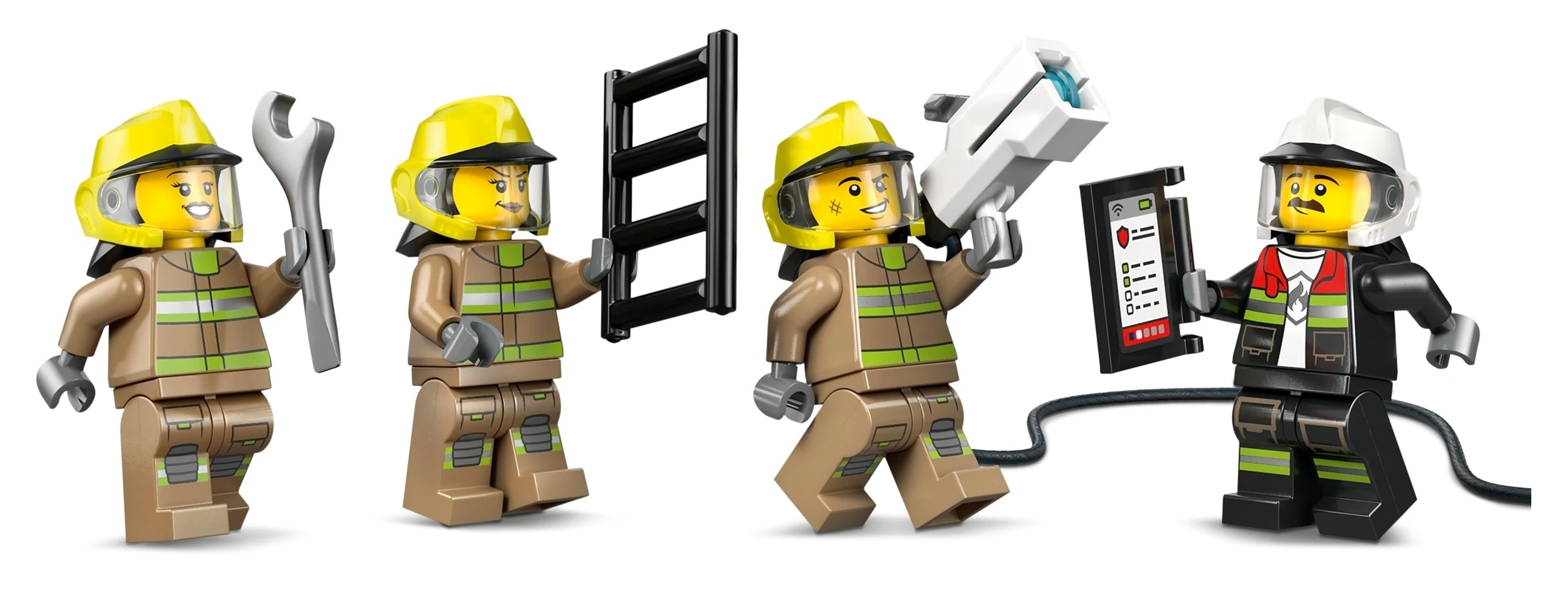 Czterech strażaków Lego z narzędziami i sprzętem na białym tle.
