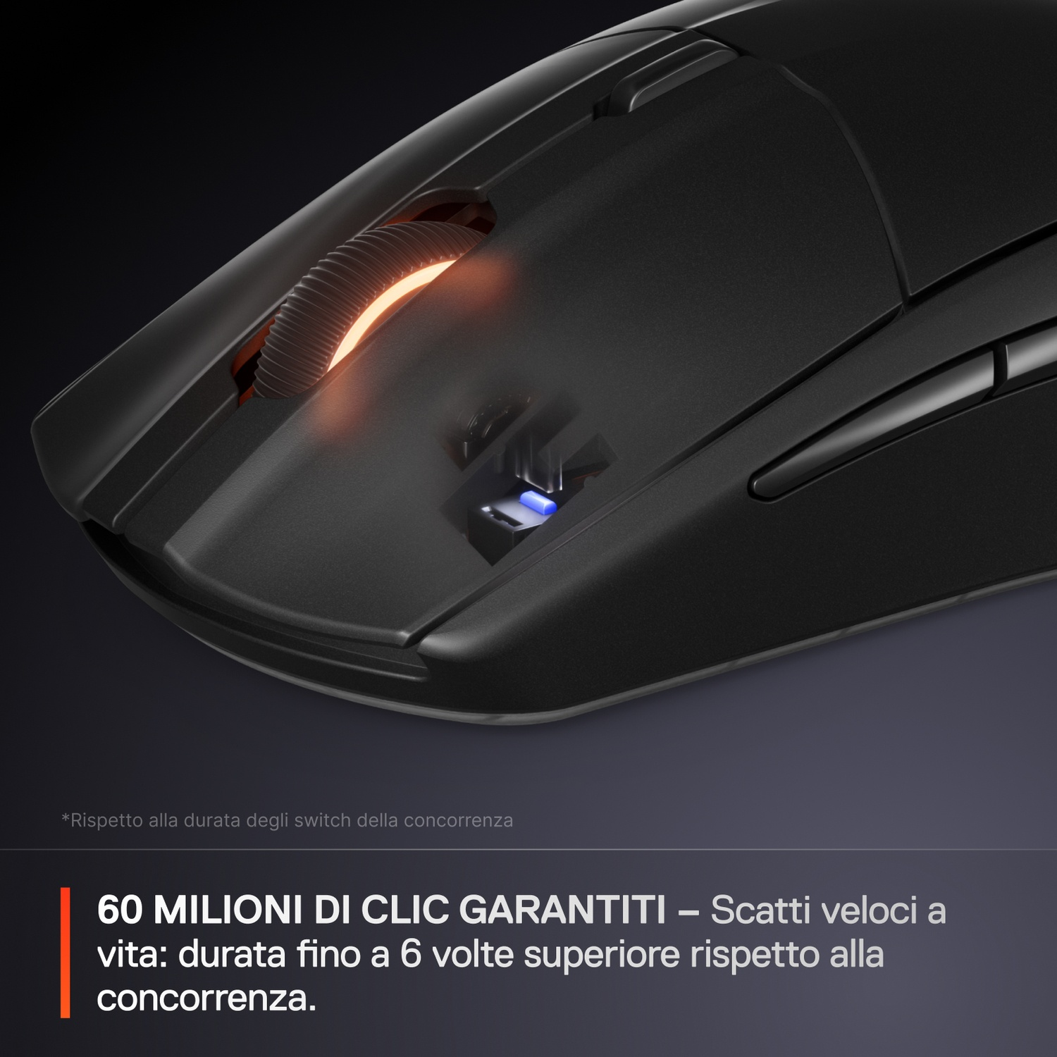 Primo piano di un mouse gaming nero con rotella illuminata e LED blu.