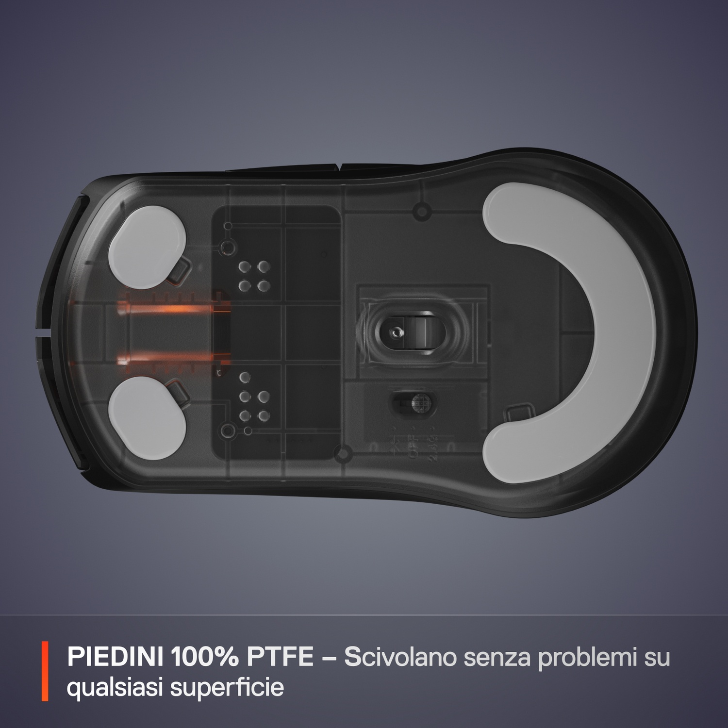 Parte inferiore di un mouse nero con piedini scorrevoli bianchi e luci arancioni.