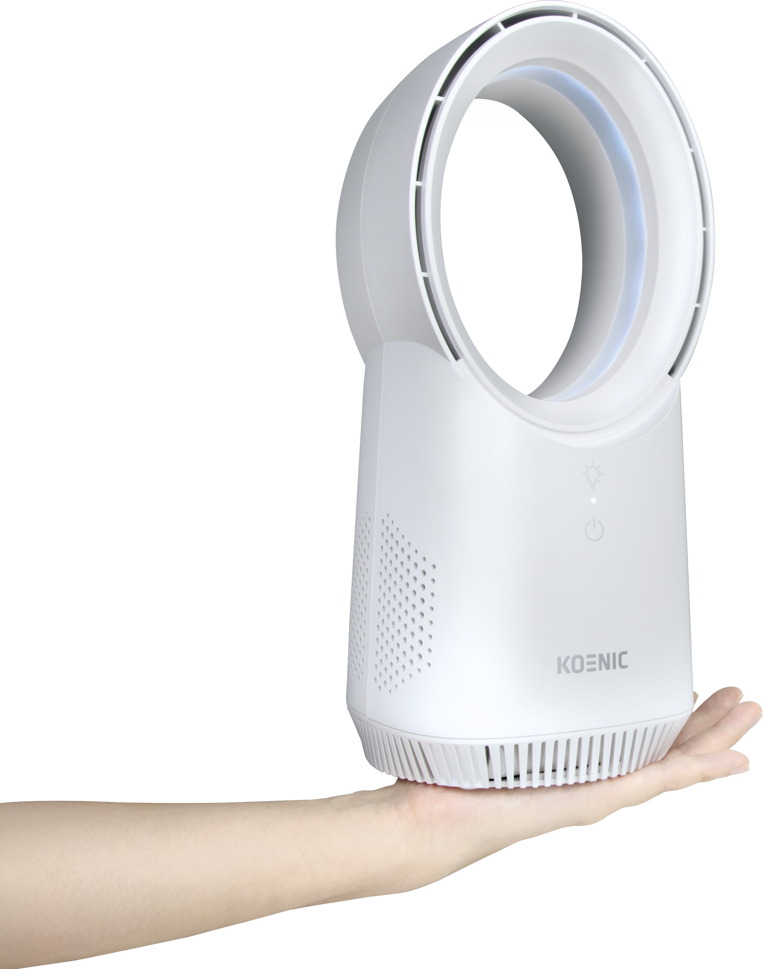 Un'unità di ventilatore bianca poggia su una mano. Ha un anello in alto e fessure di ventilazione.