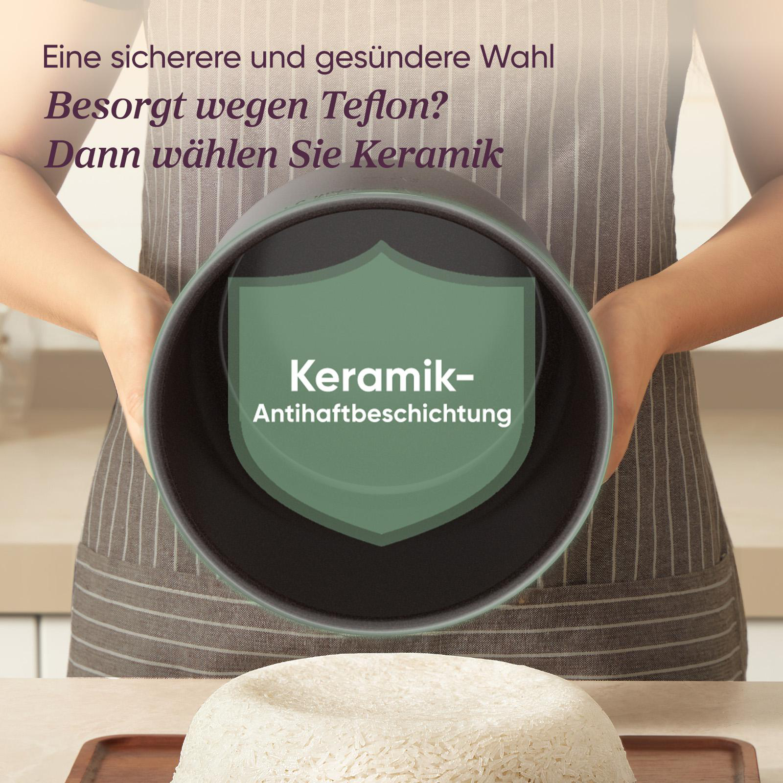 Eine Frau hält eine Keramikpfanne mit der Aufschrift Keramik-Antihaftbeschichtung.