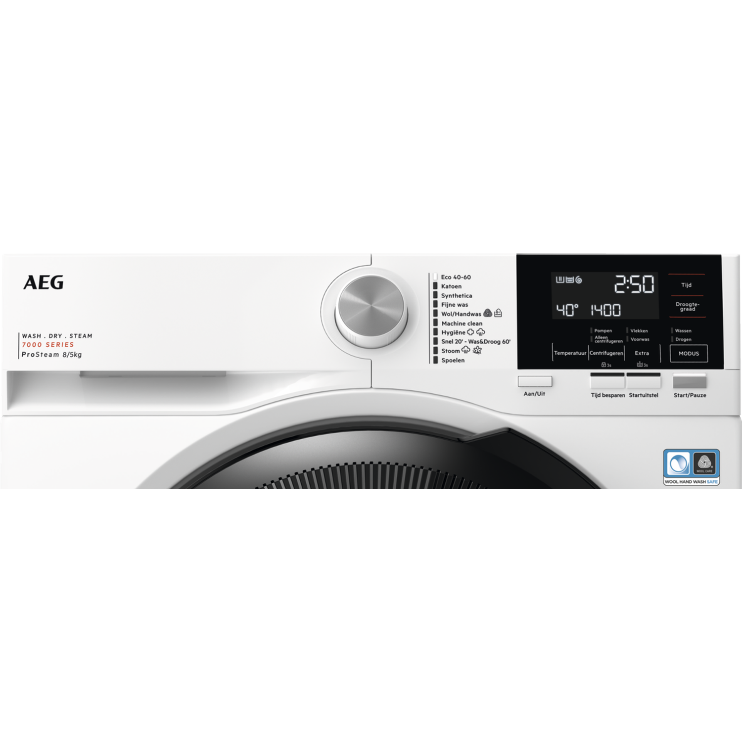 Witte AEG wasmachine met digitaal display, programmakeuze en zilveren draaiknop.