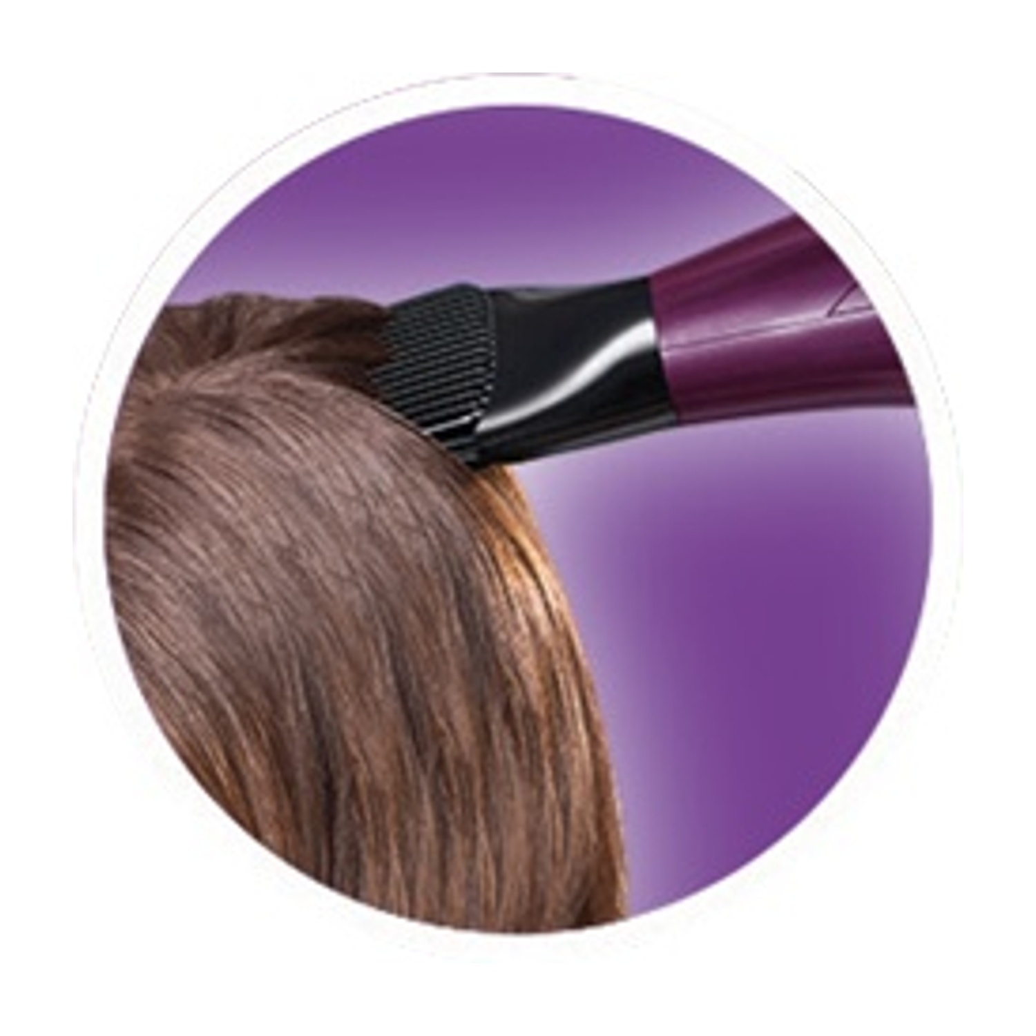 Un asciugacapelli asciuga capelli castani su sfondo viola.