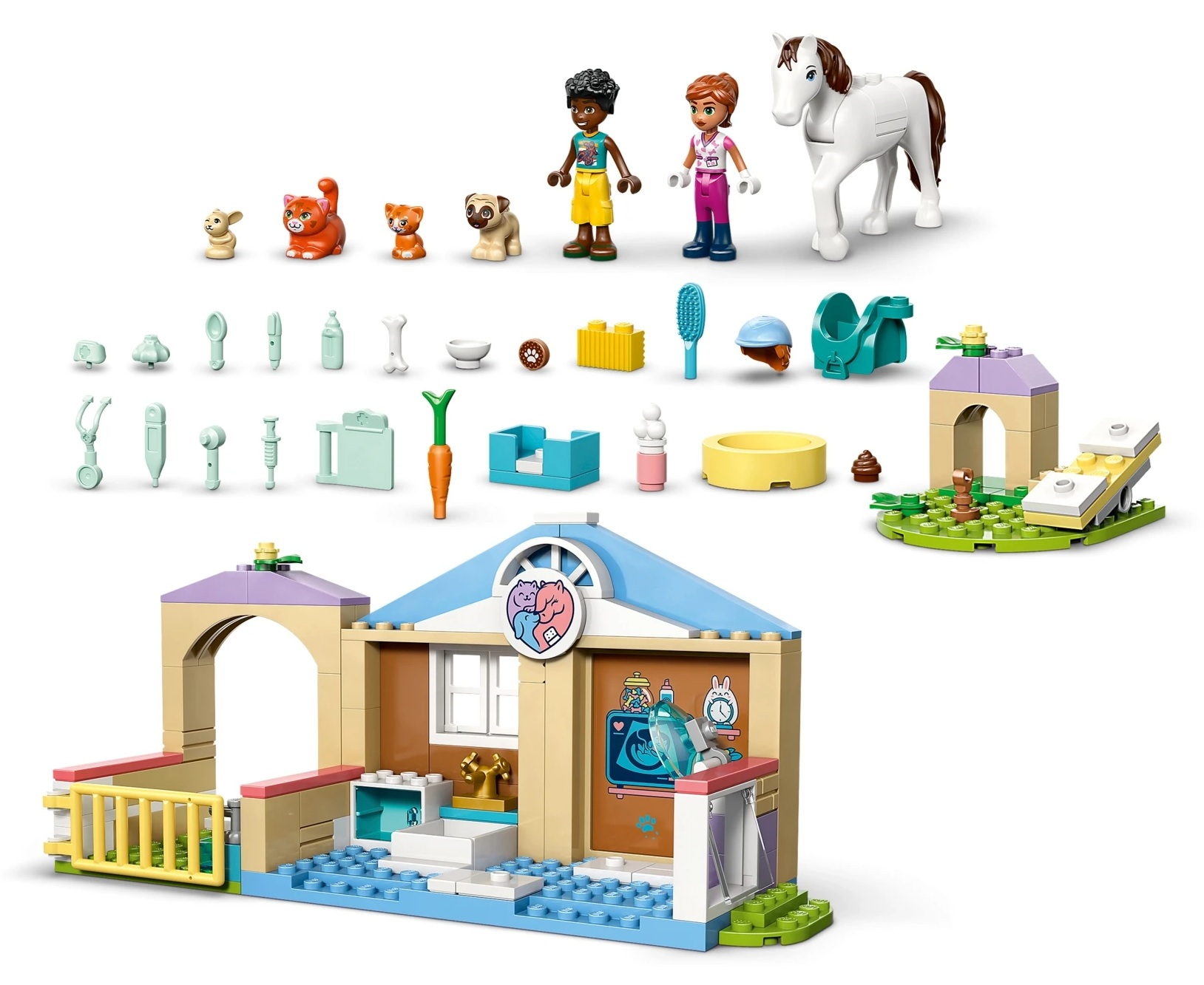 Zabawkowa klinika weterynaryjna z figurkami, zwierzętami, akcesoriami i koniem.